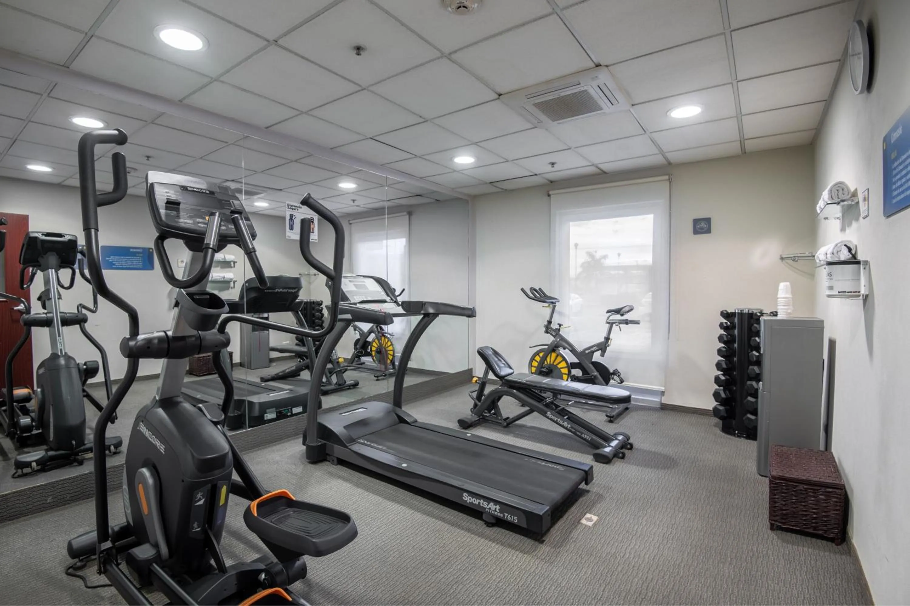 Fitness centre/facilities in City Express by Marriott Tepotzotlán