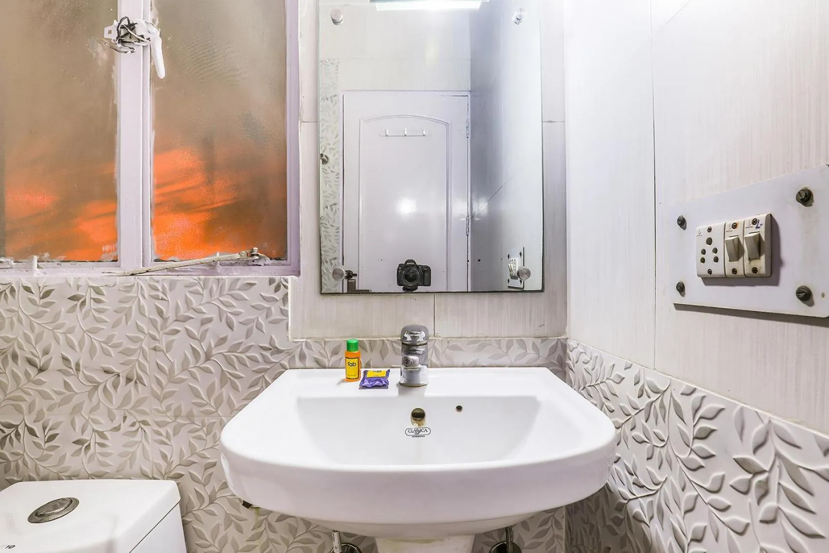 Bathroom in Via Hemkunt Mansion