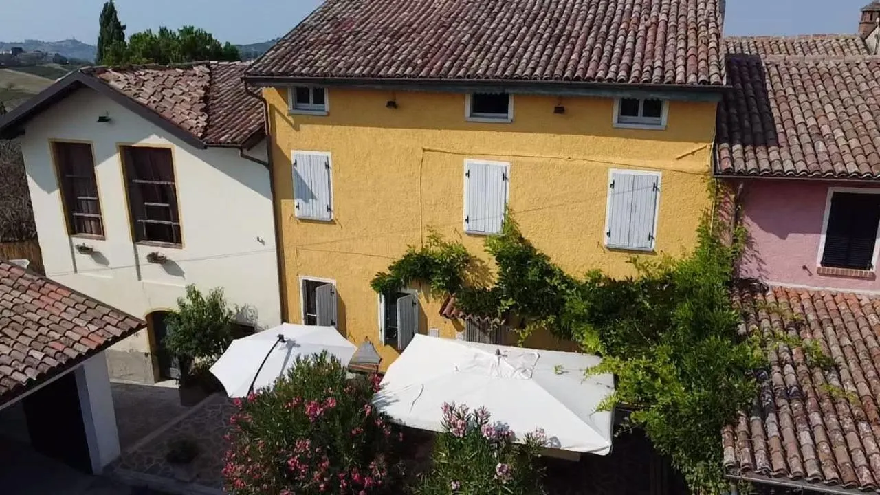 Property building in La casa tra i vigneti