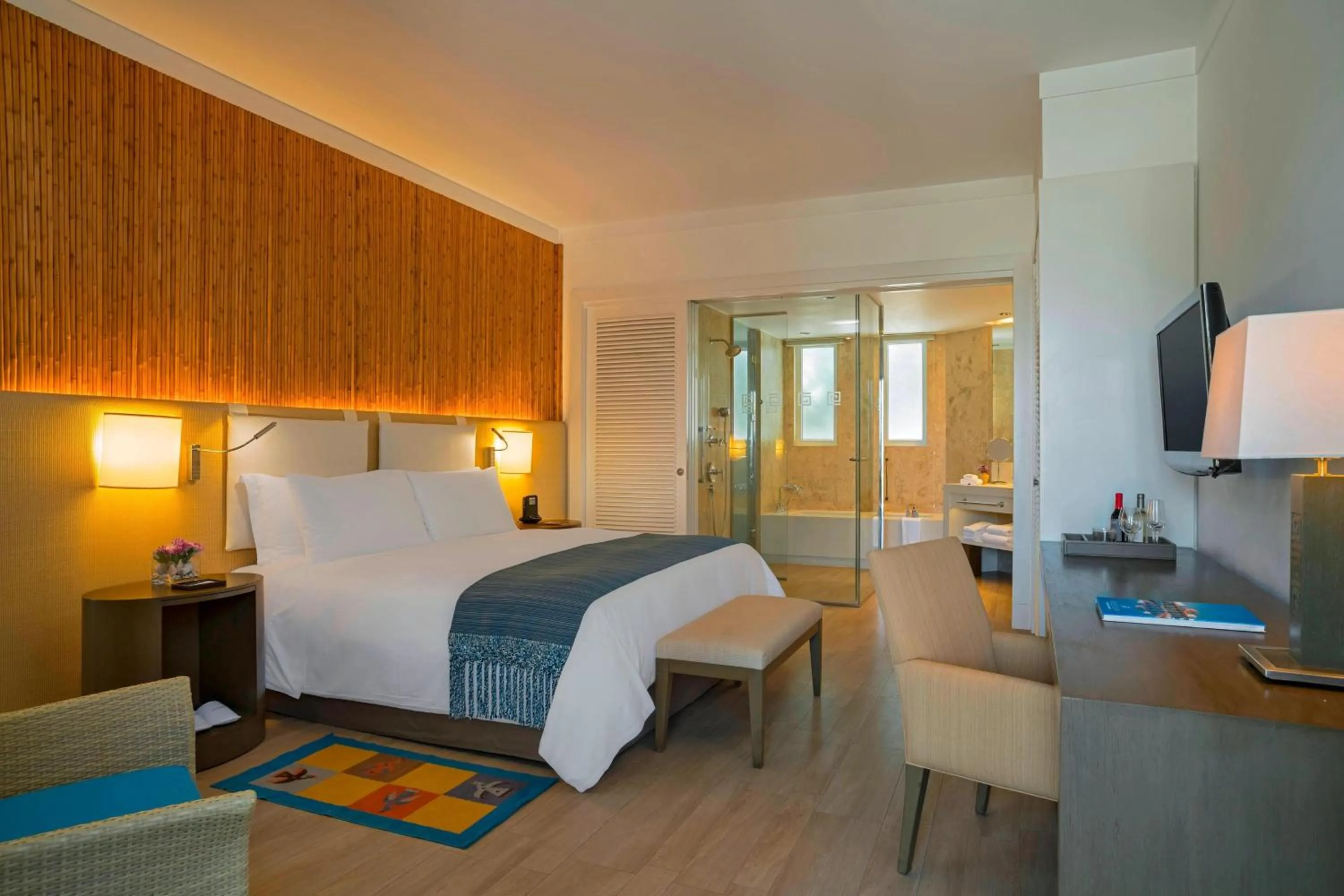 Photo of the whole room, Bed in Hotel Paracas, a Luxury Collection Resort, Paracas