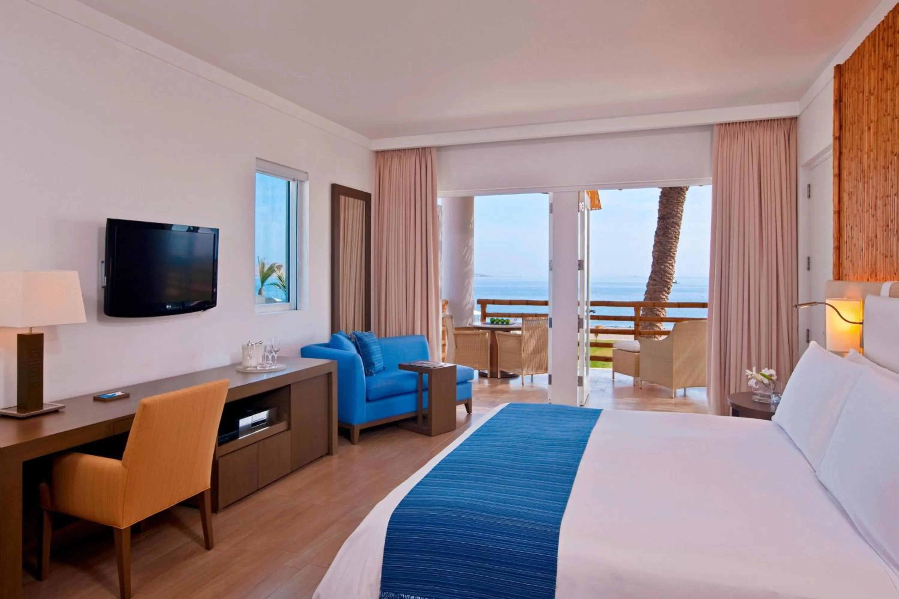 Photo of the whole room, Bed in Hotel Paracas, a Luxury Collection Resort, Paracas