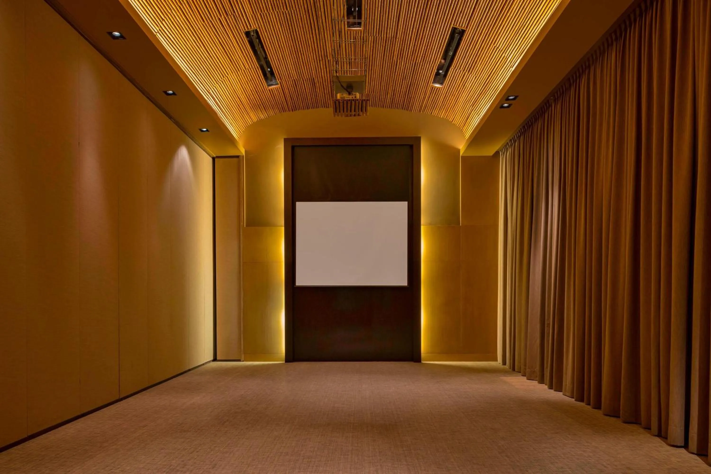 Lounge or bar in Hotel Paracas, a Luxury Collection Resort, Paracas