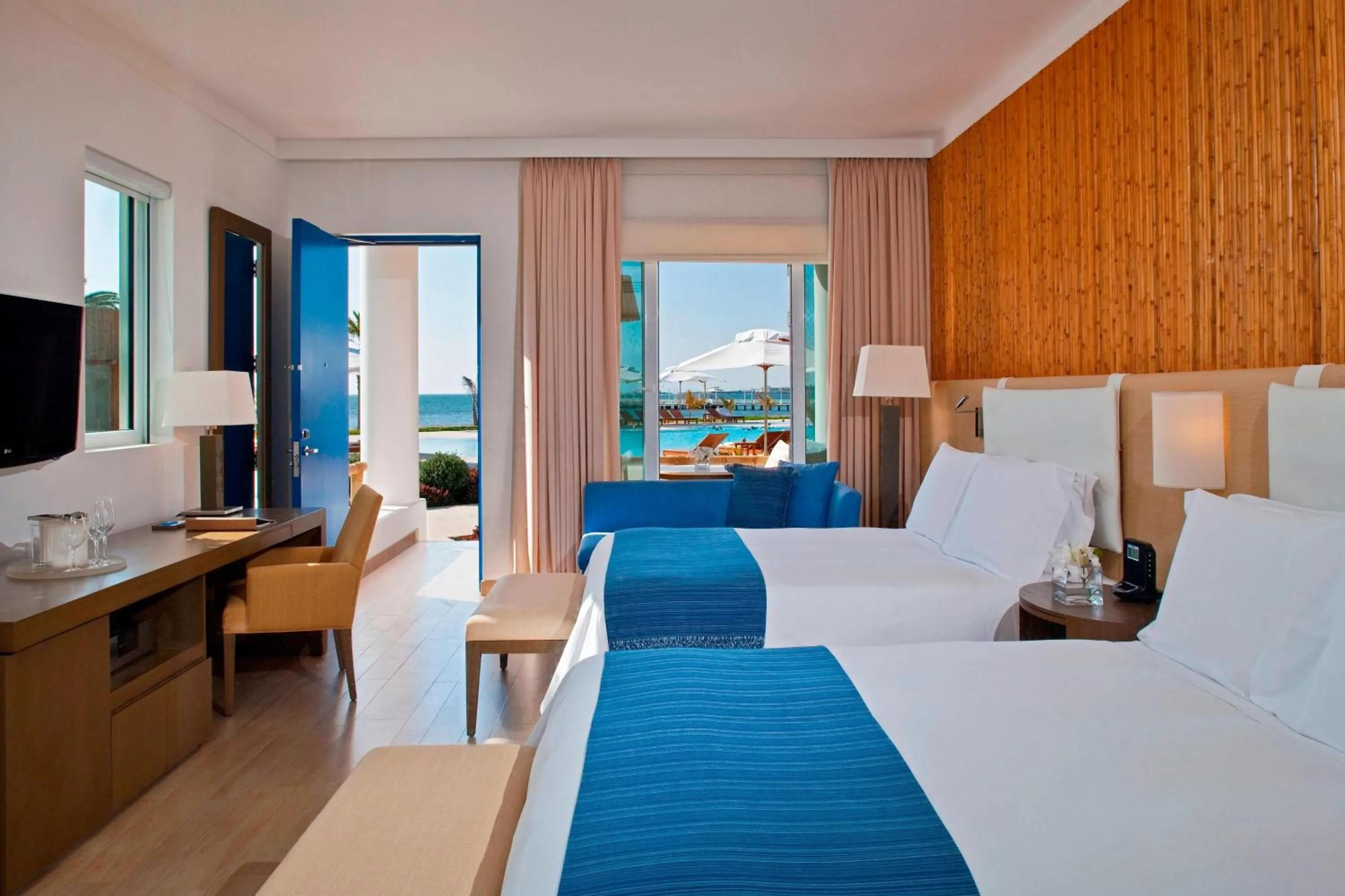 Photo of the whole room, Bed in Hotel Paracas, a Luxury Collection Resort, Paracas