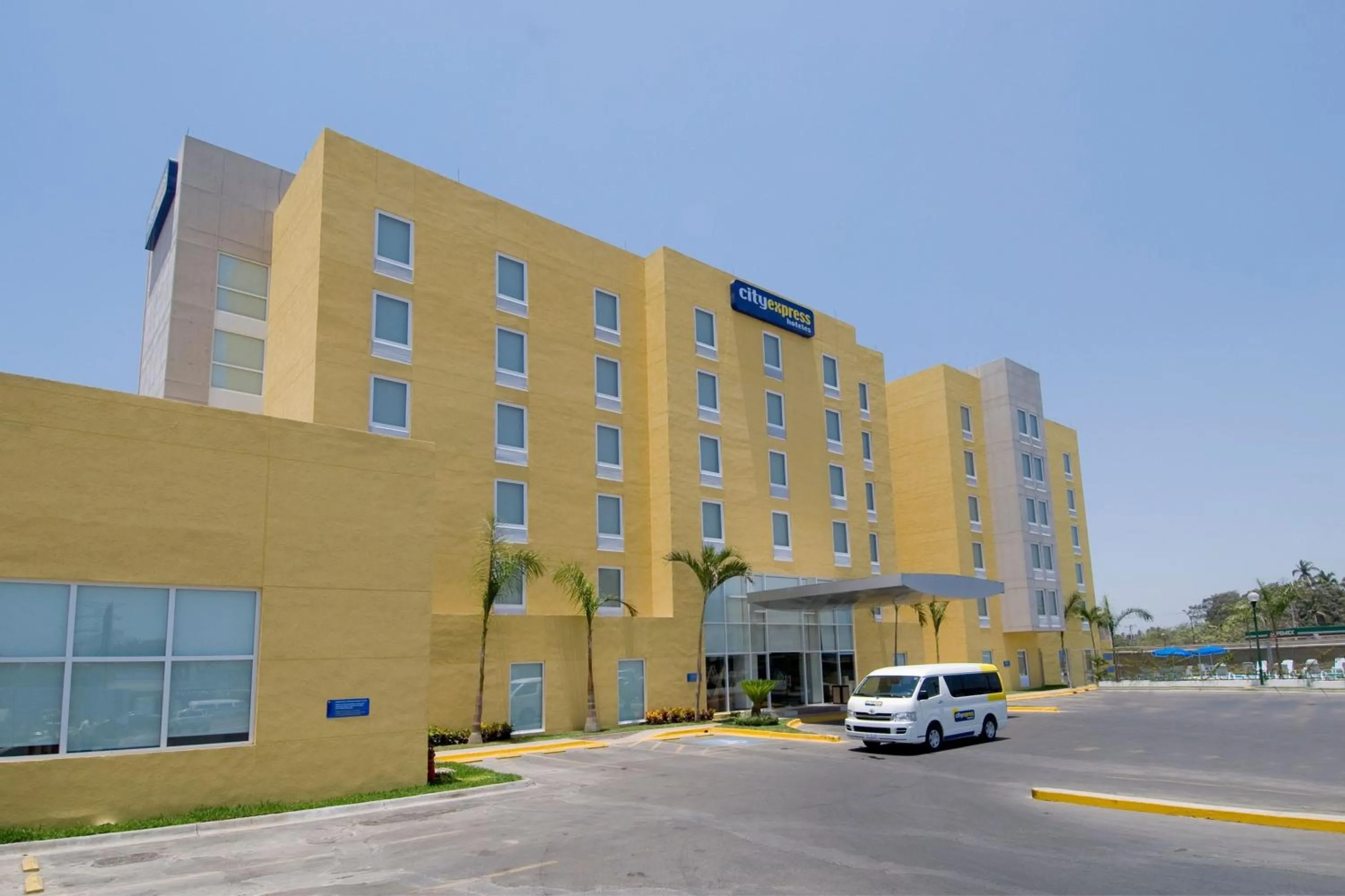 Property building in City Express by Marriott Lazaro Cardenas