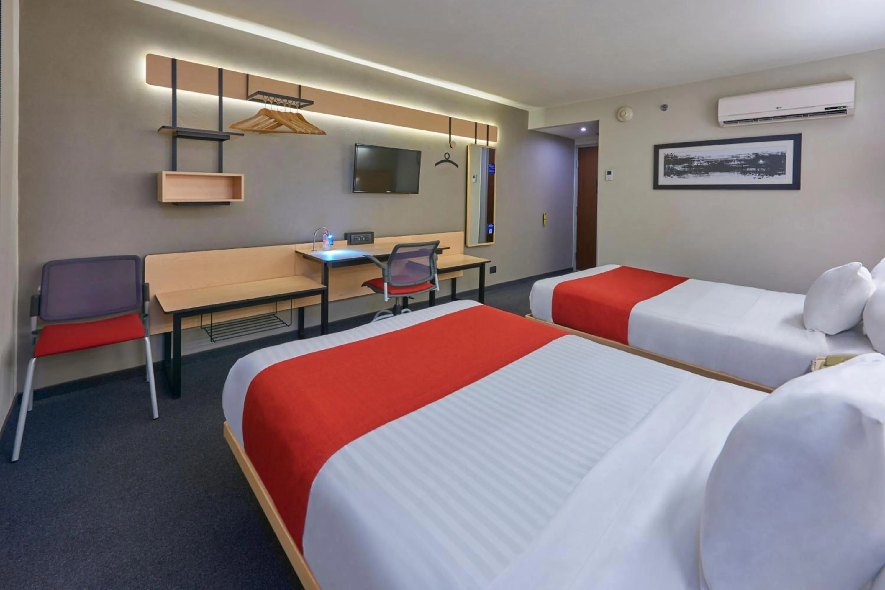 Bedroom, Bed in City Express by Marriott Tijuana Rio