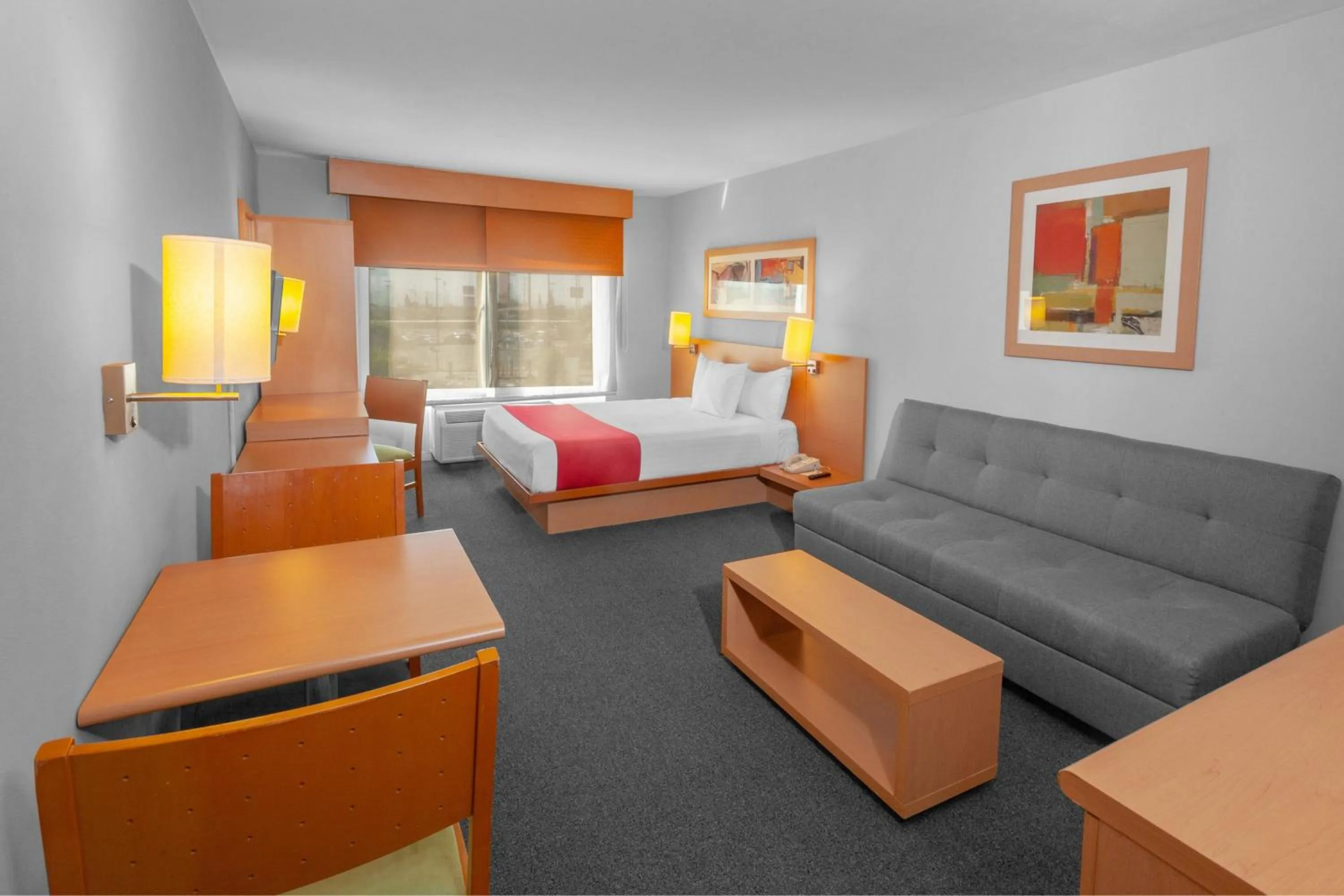 Photo of the whole room, Bed in City Express by Marriott Celaya Parque