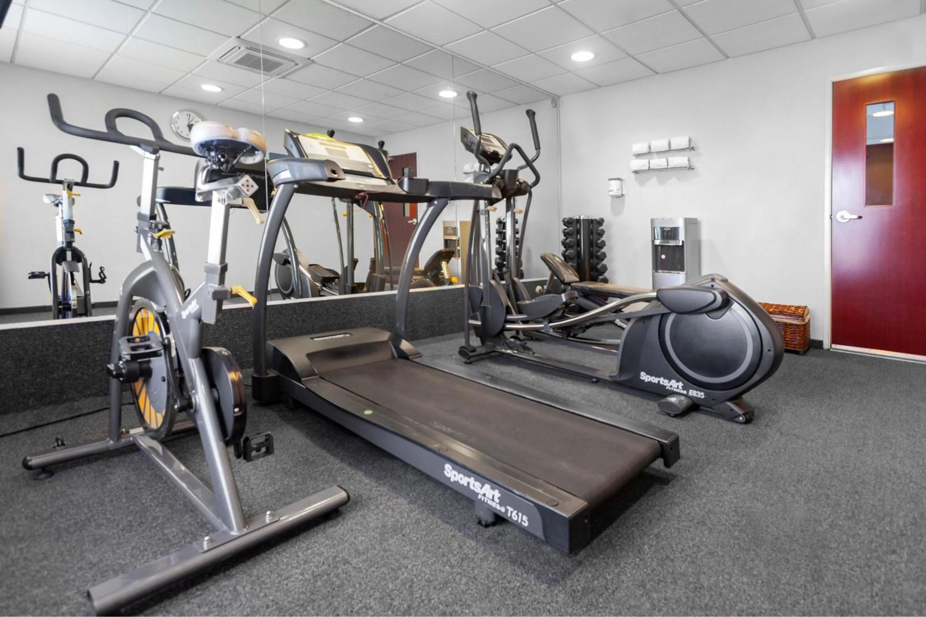 Fitness centre/facilities in City Express by Marriott Celaya Parque