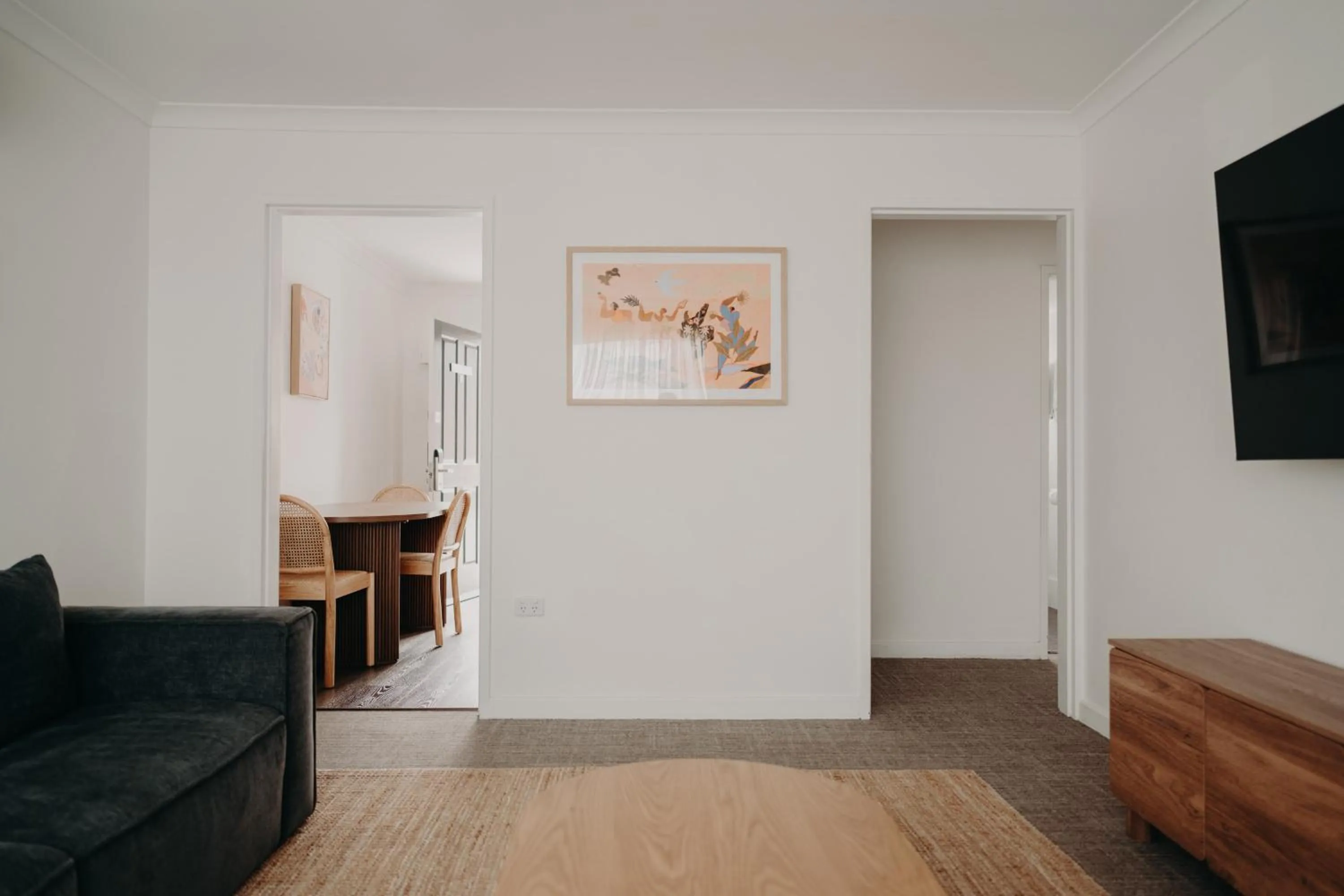 Living room in Albany Motel & Apartments