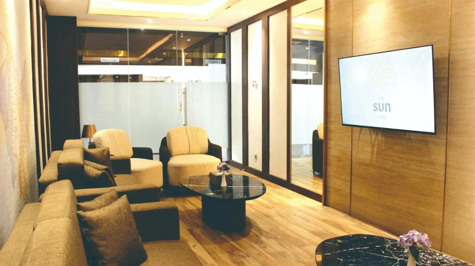 VIP in The Sun Hotel Sidoarjo