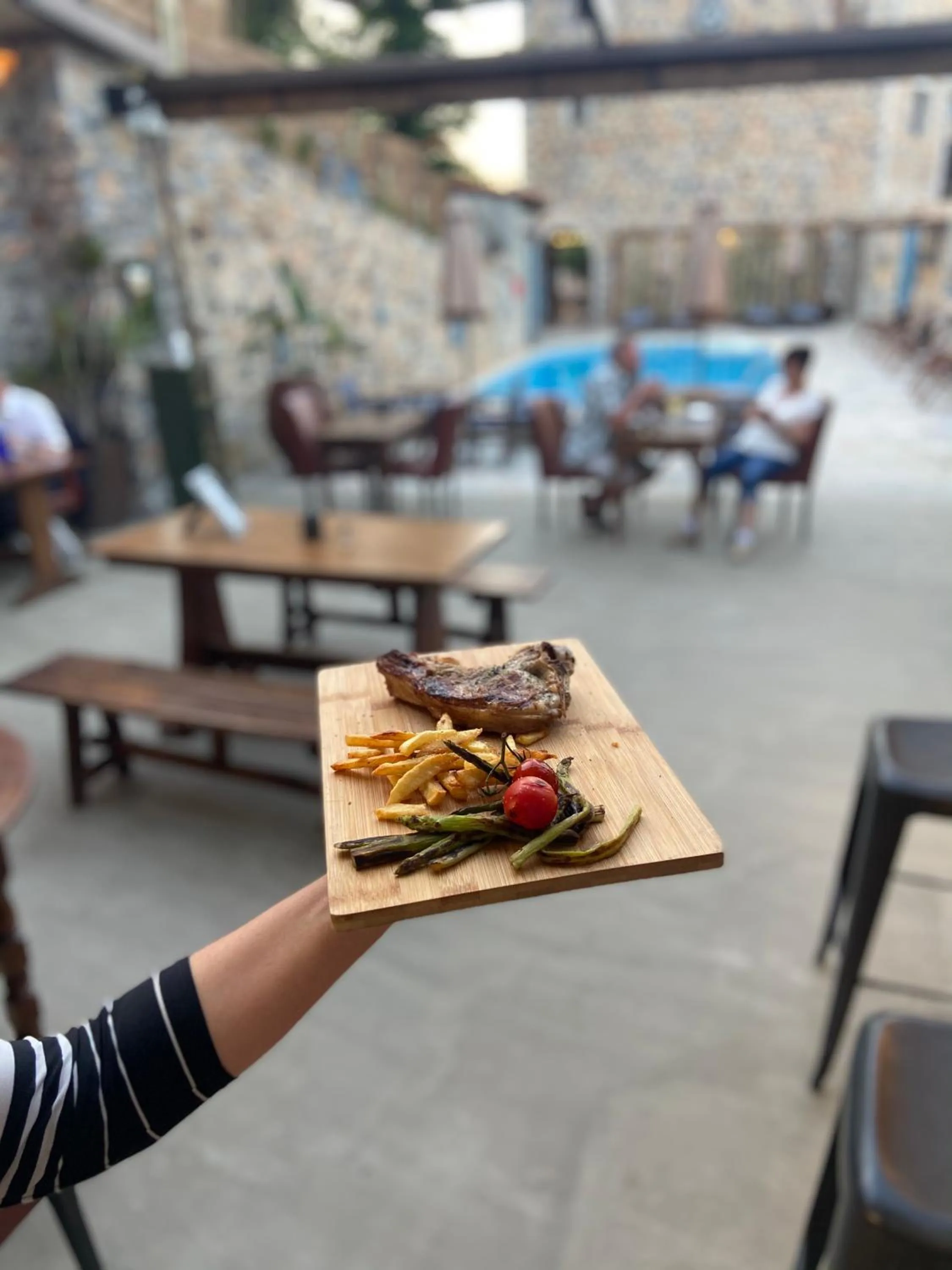 Restaurant/places to eat in Balsamico Traditional Suites