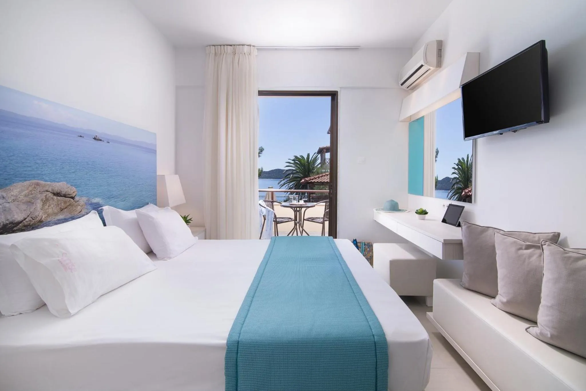 Bedroom, Bed in Sun Rise Hotel