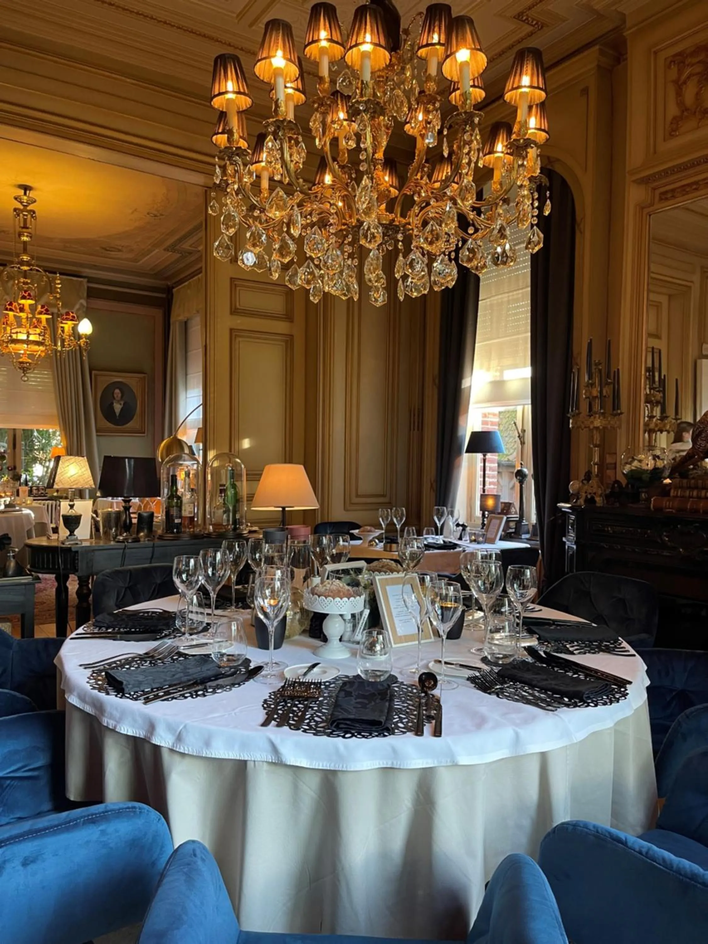 Restaurant/places to eat in Charmehotel Manoir Ogygia