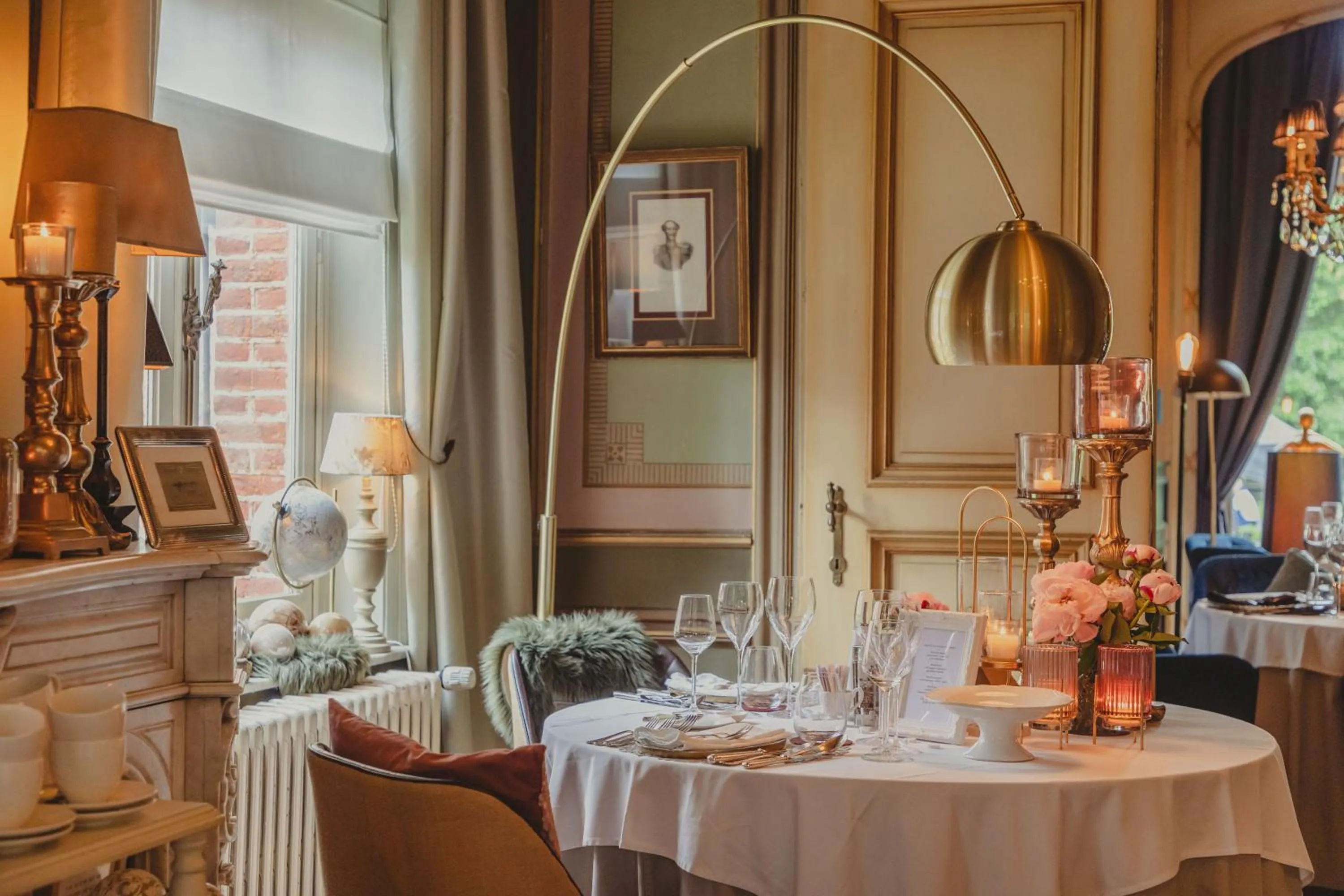 Restaurant/places to eat in Charmehotel Manoir Ogygia