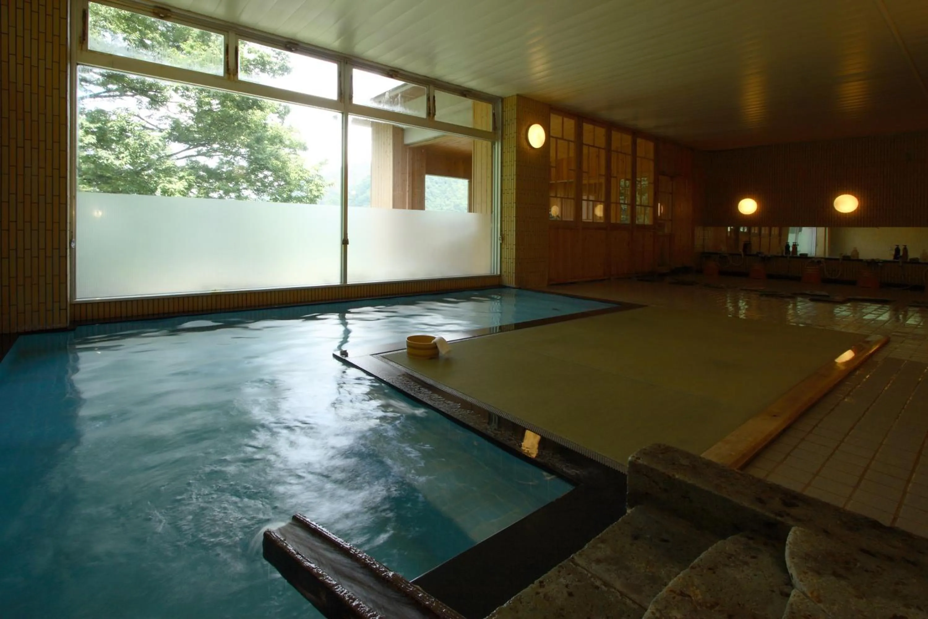 Hot Spring Bath in Takahan