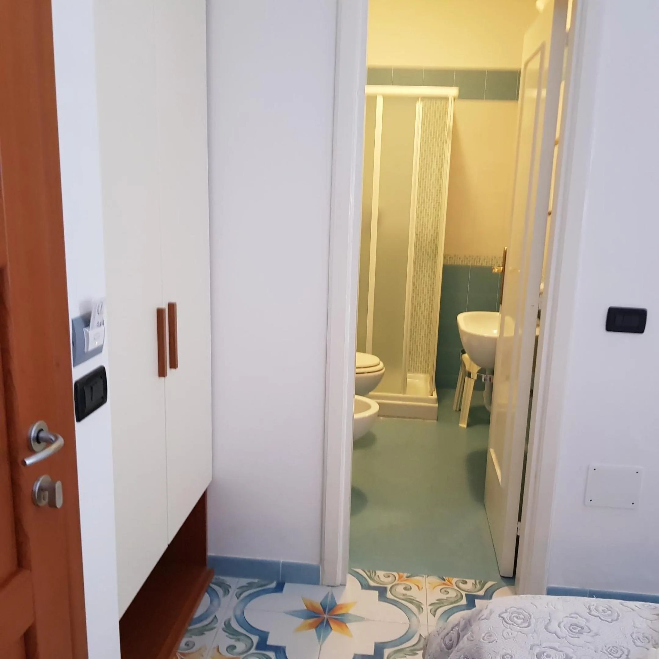 Shower in Hotel Da Maria