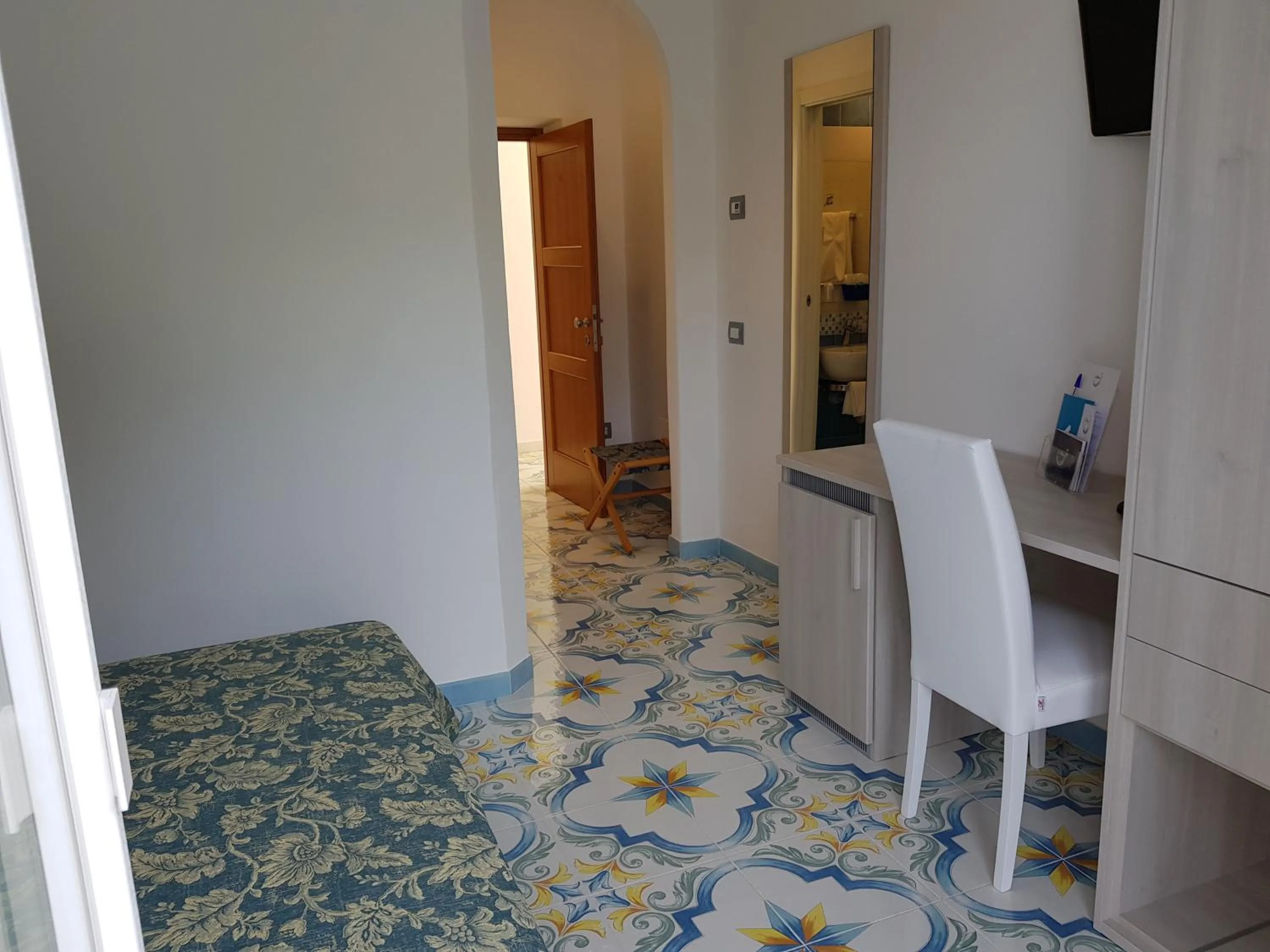 Photo of the whole room in Hotel Da Maria