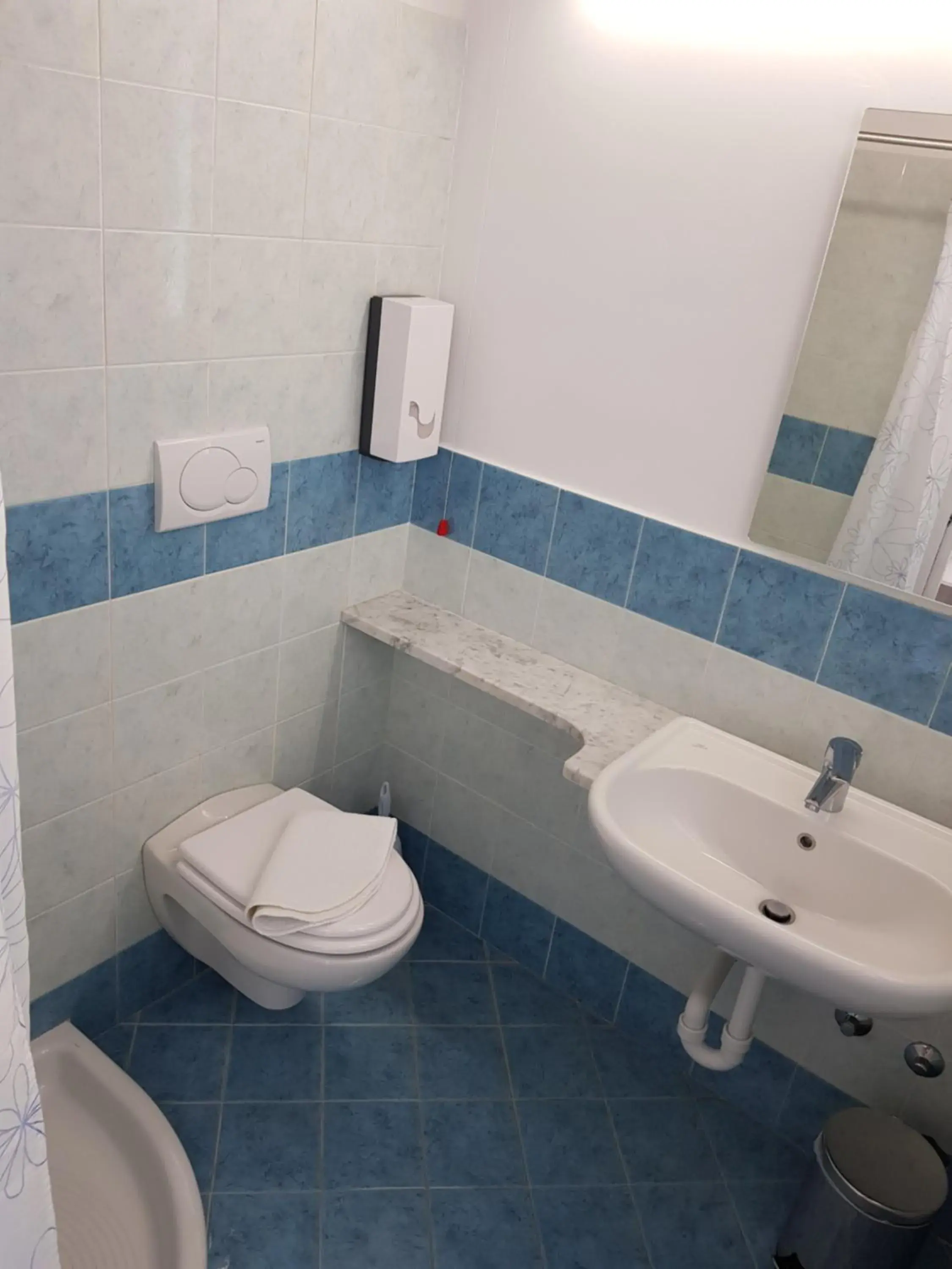 Comfort Double Room - Extra bed in Hotel Da Maria Comfort Double Room - Extra bed in Hotel Da Maria