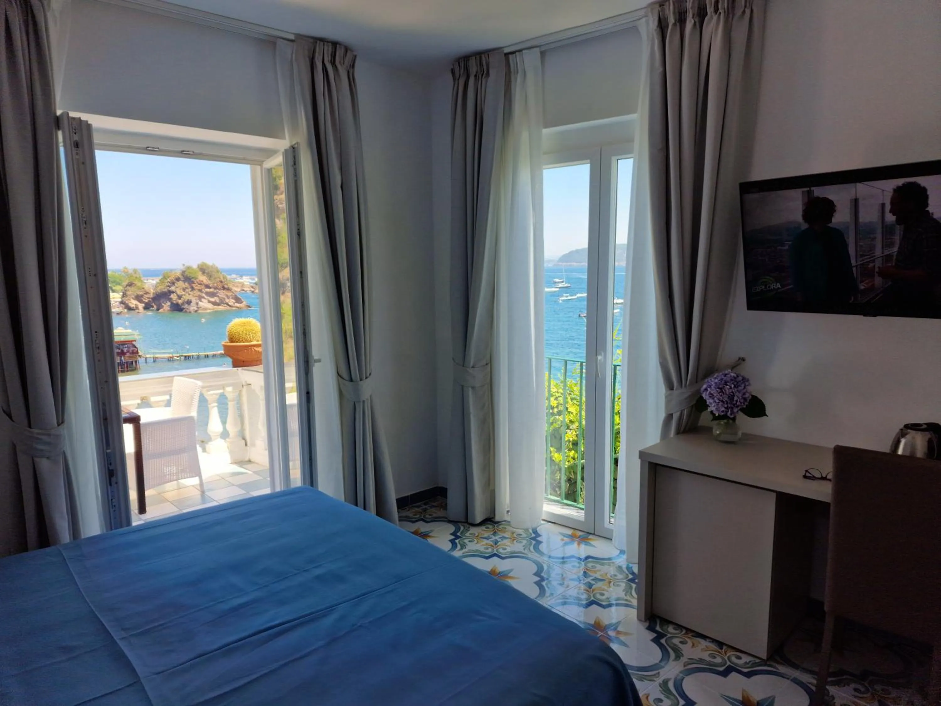 View (from property/room), Bed in Hotel Da Maria