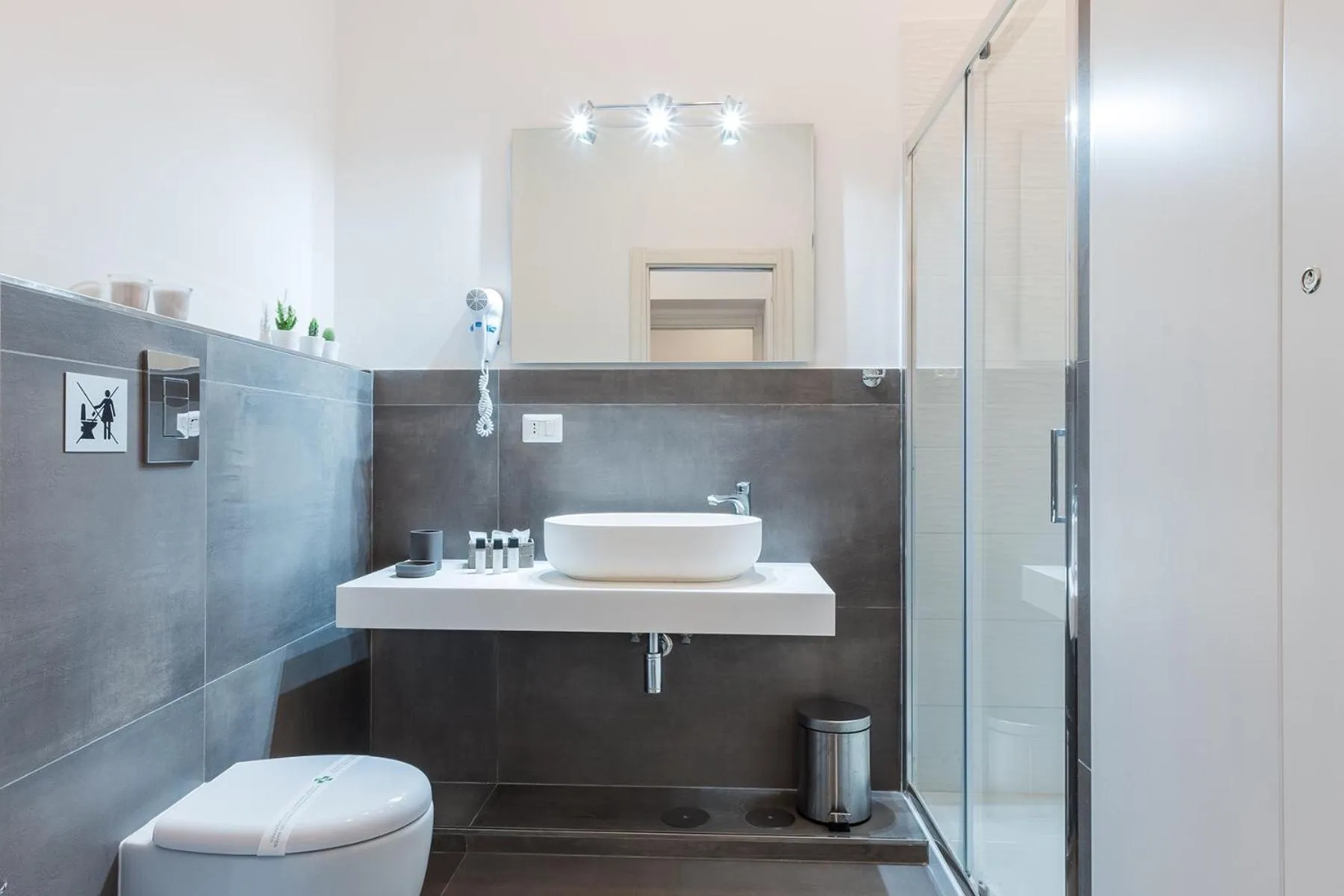 Toilet in B&B Monserrato