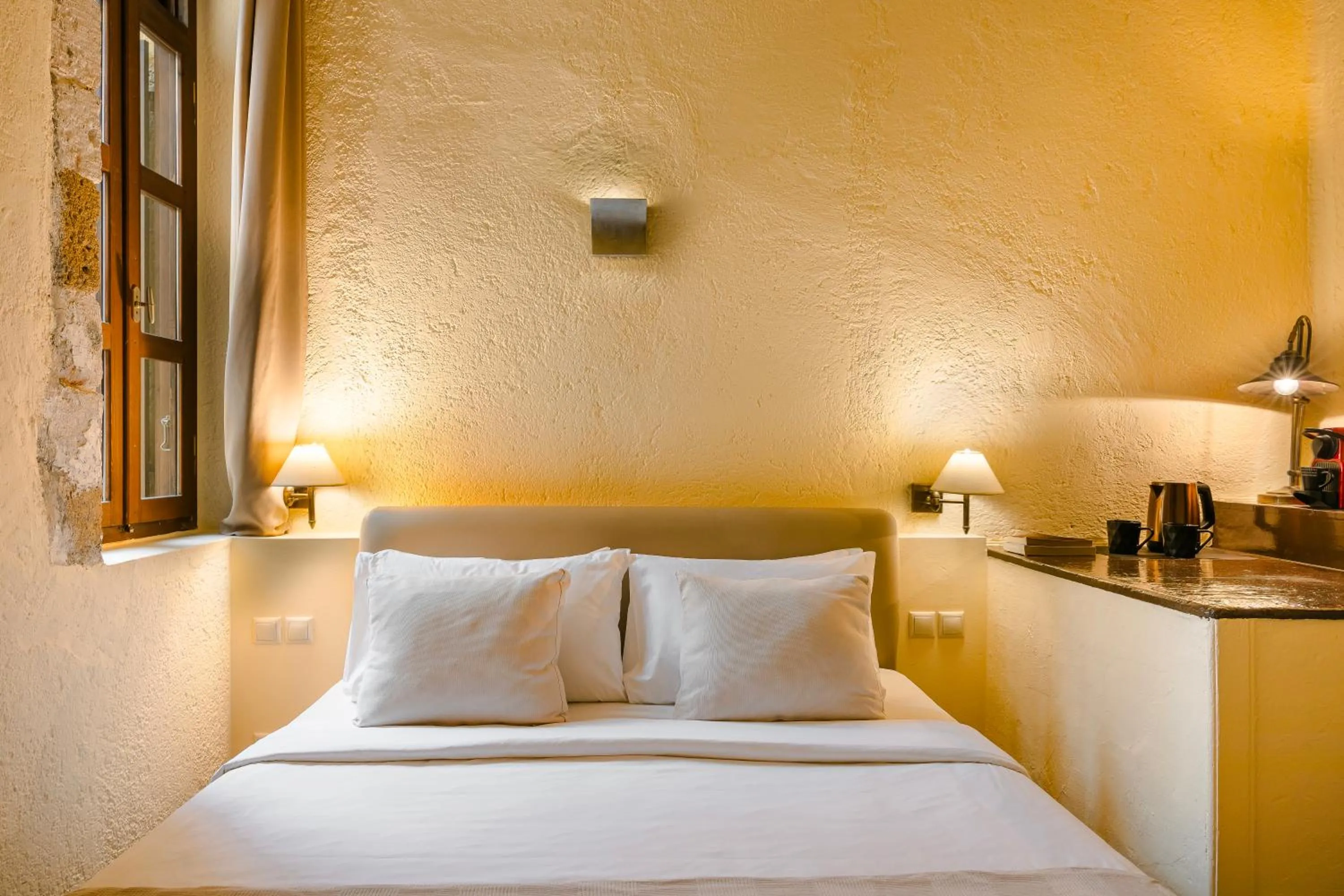 Bedroom in Alcanea Boutique Hotel