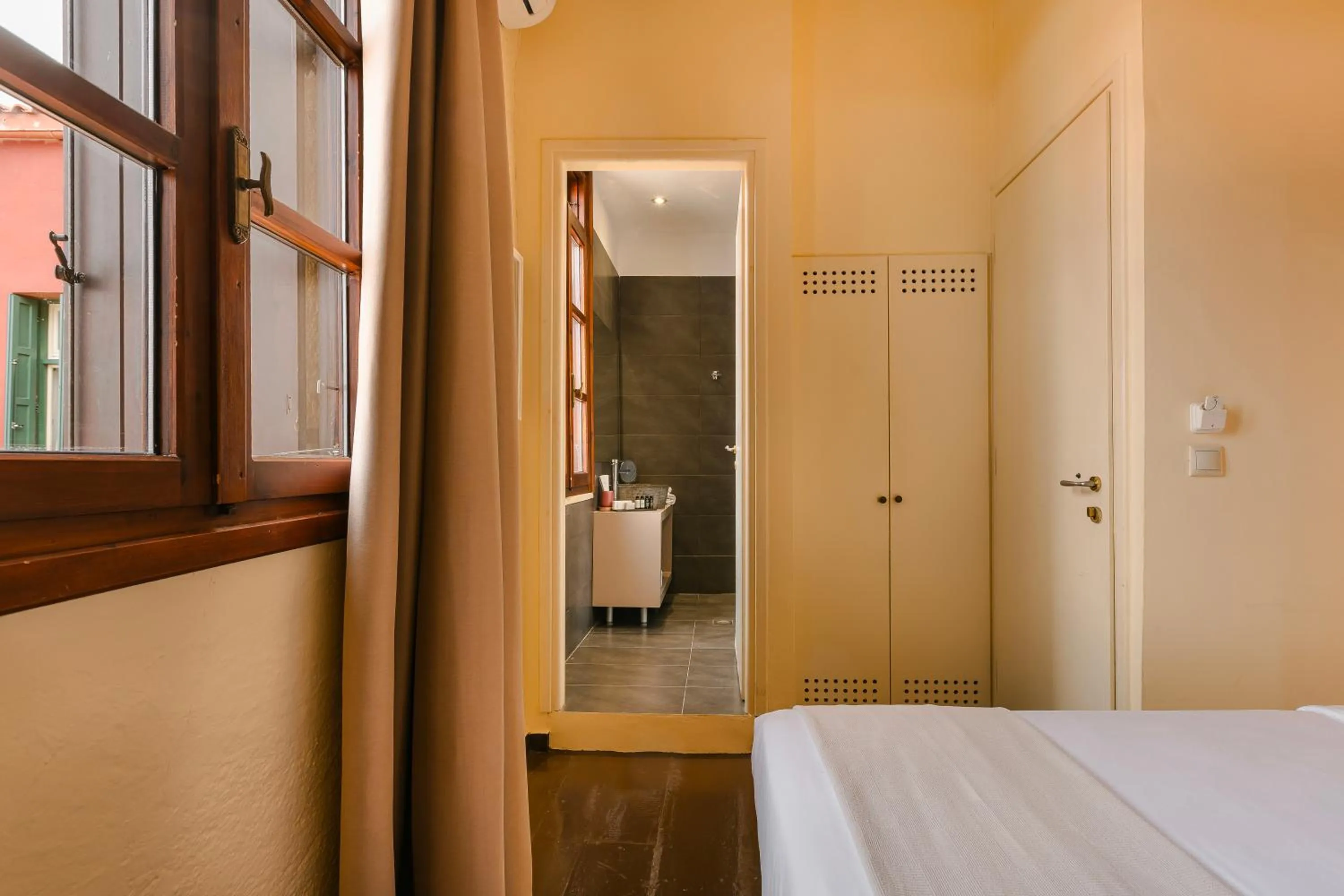 Photo of the whole room in Alcanea Boutique Hotel