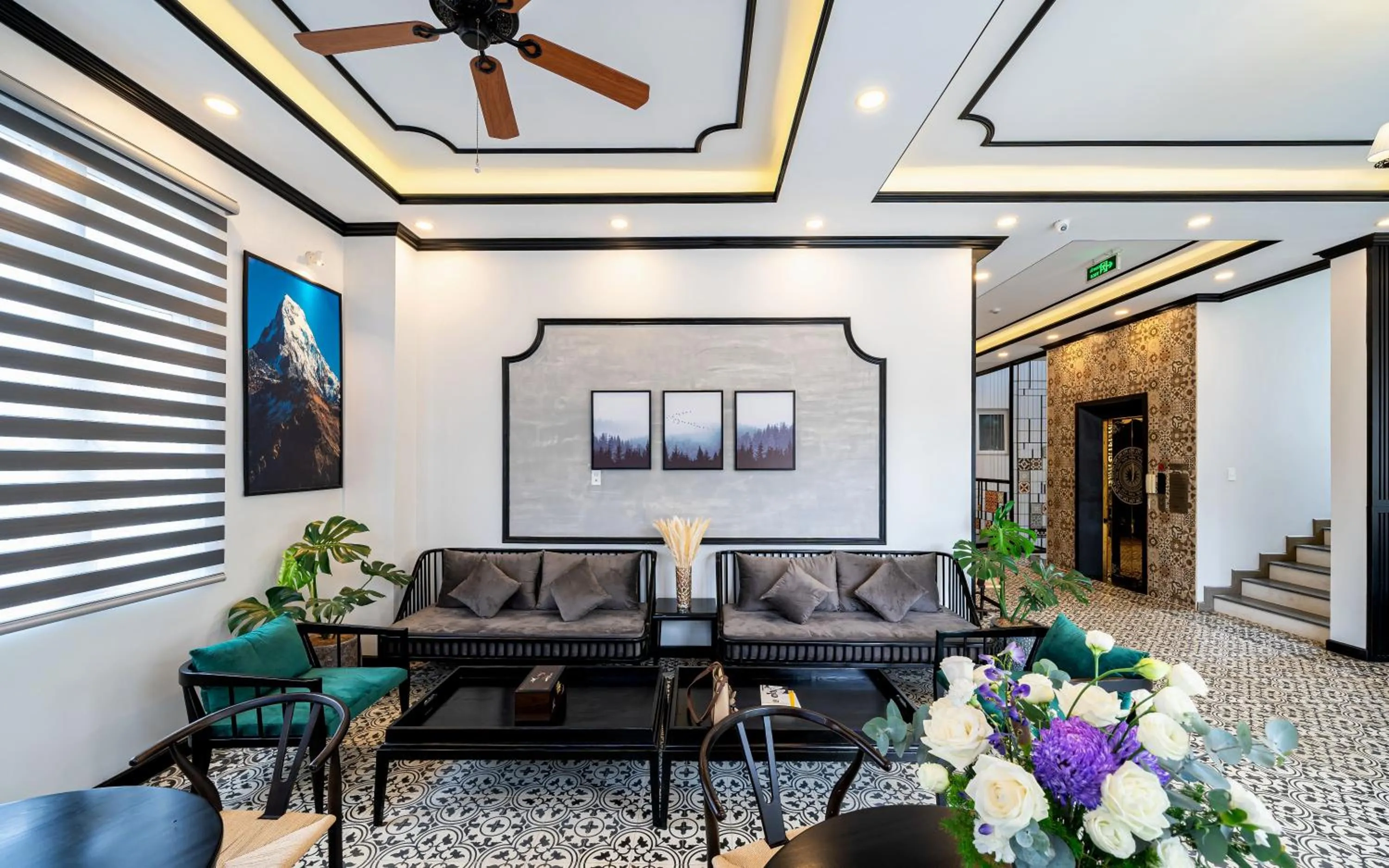 Lobby or reception in Nature Hotel - Luong The Vinh