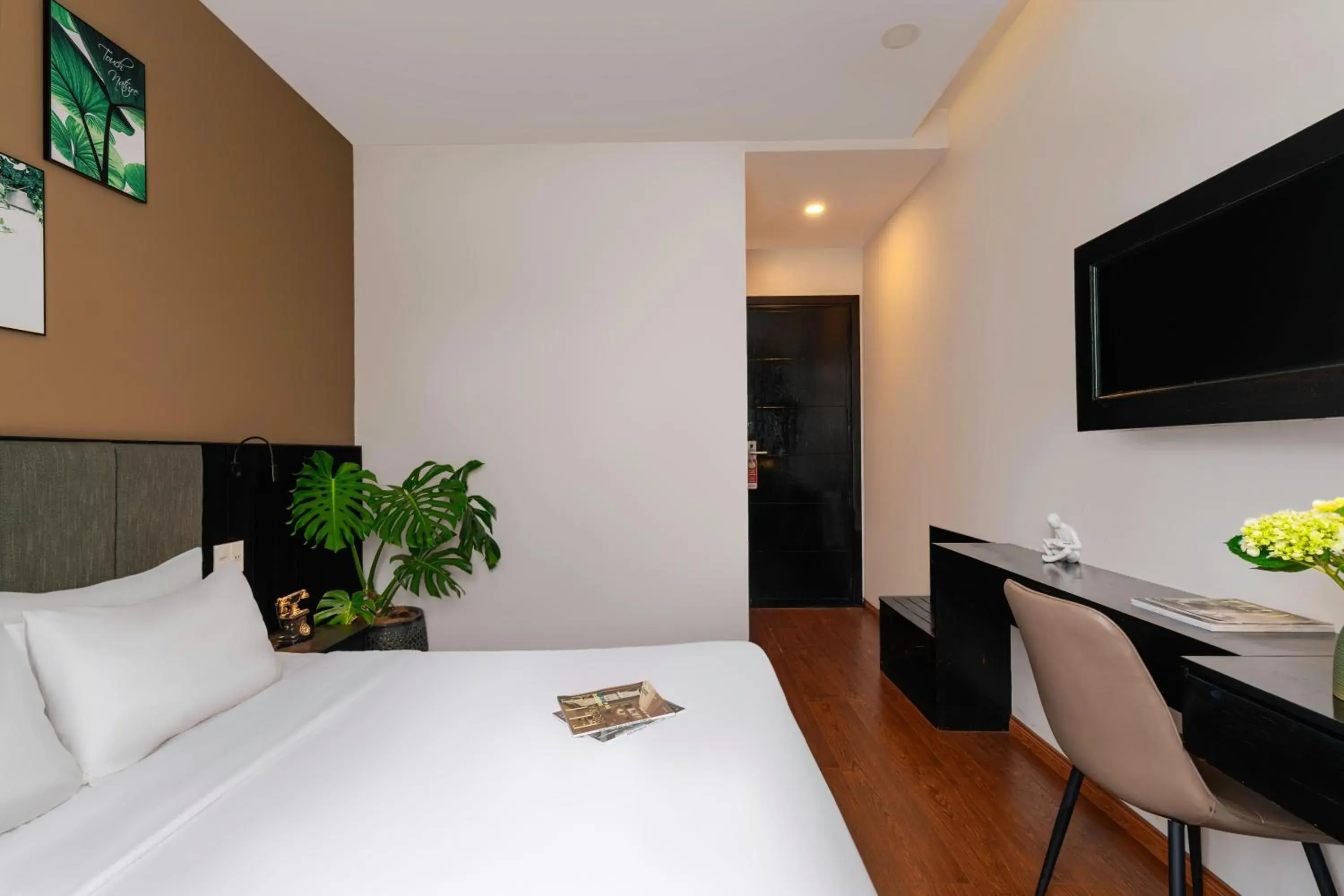 Deluxe Double or Twin Room with City View in NATURE Garden Hotel Dalat Deluxe Double or Twin Room with City View in NATURE Garden Hotel Dalat