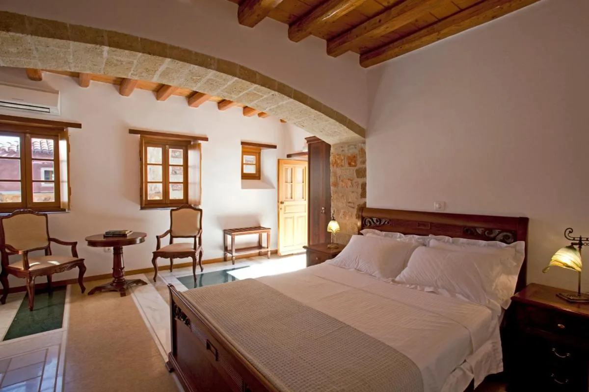 Bed in Likinia Hotel