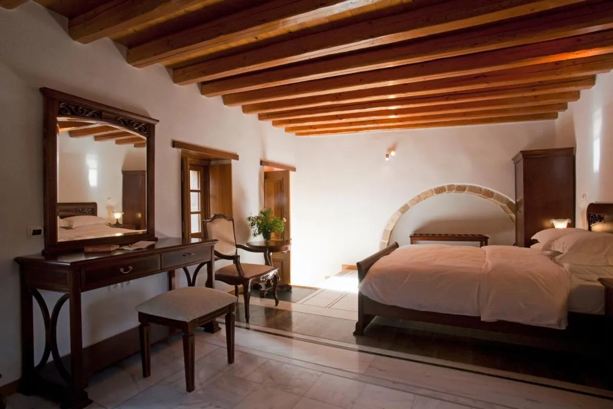 Bed in Likinia Hotel