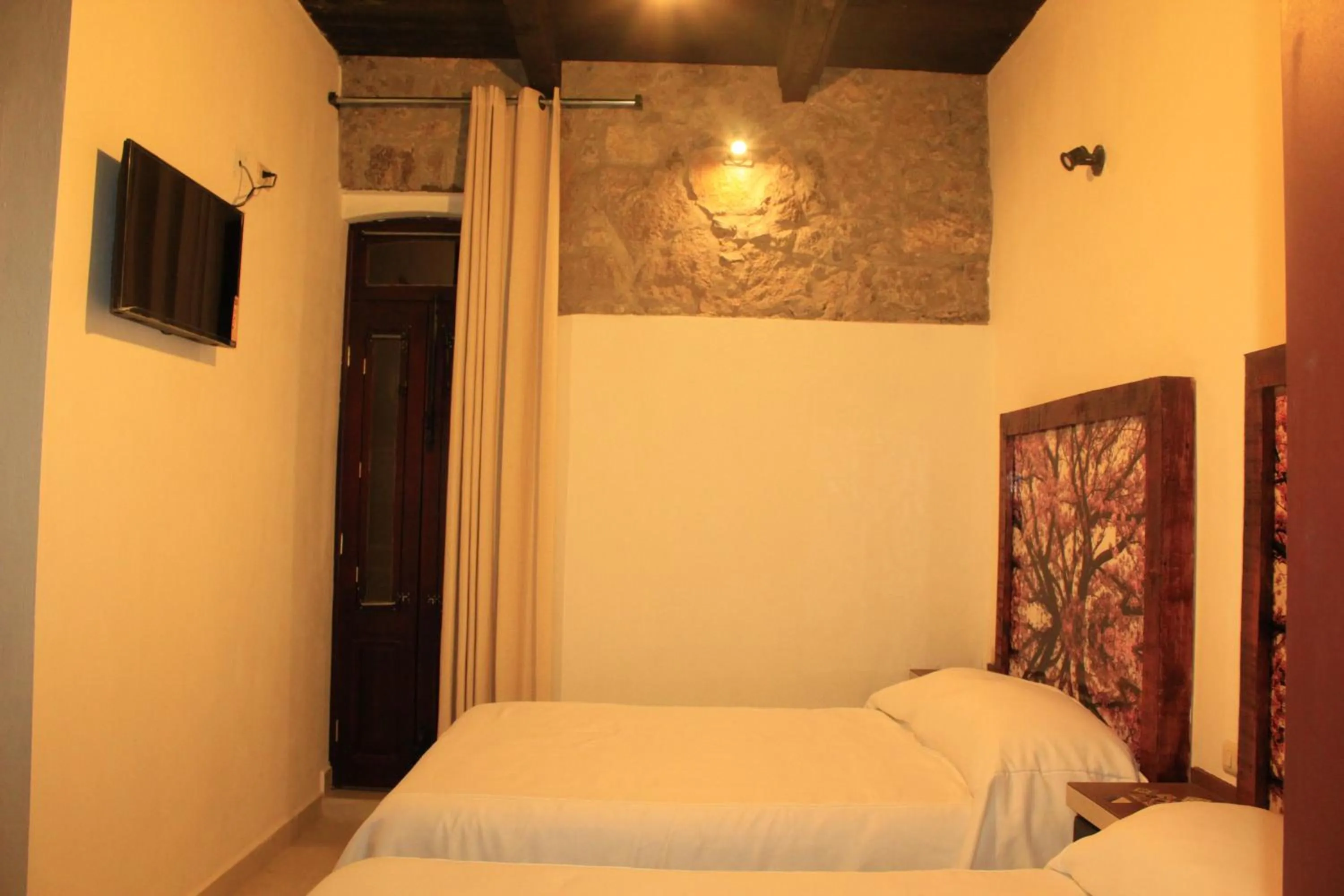 Bed in Hotel Atzalan