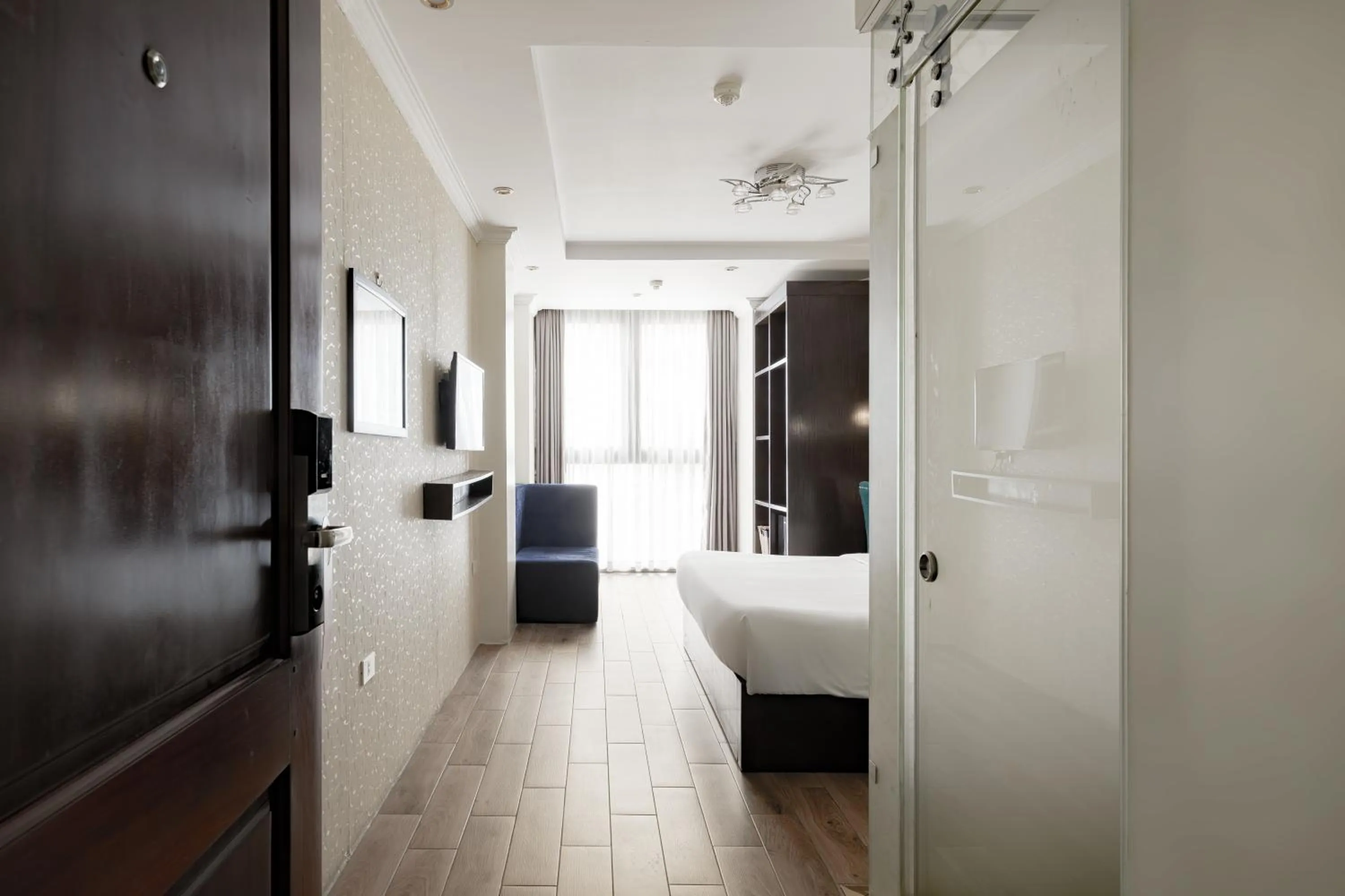 Living room, Bed in Bella Rosa Trendy Hotel & Spa