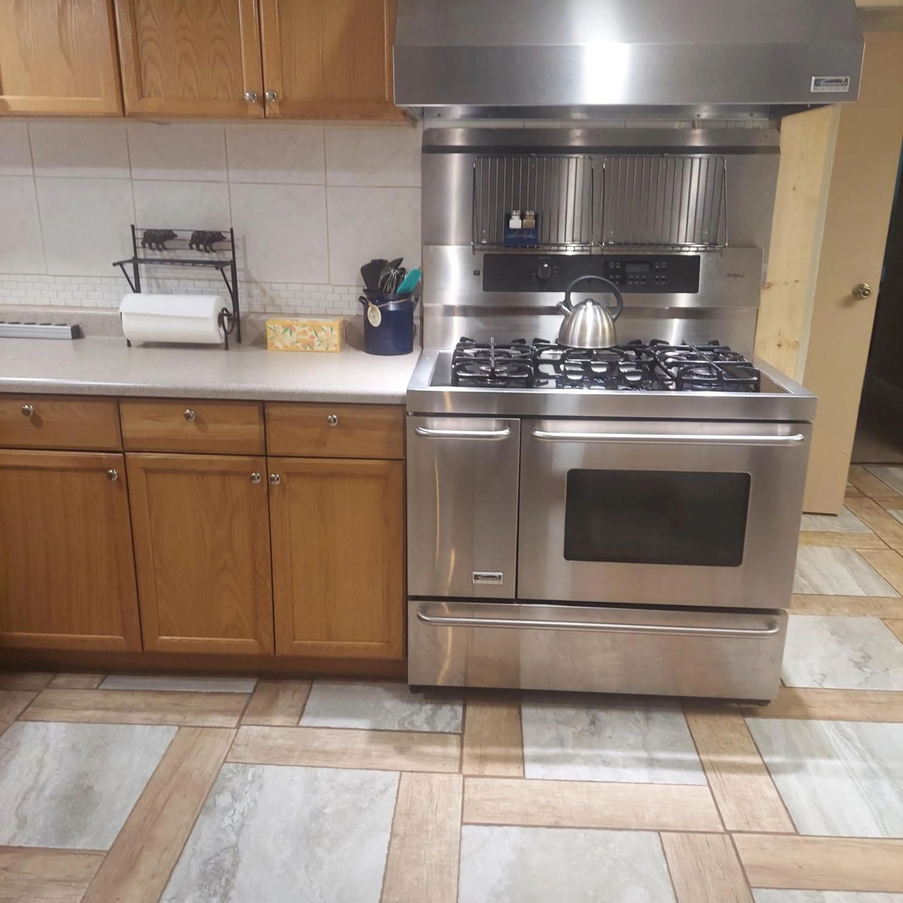 oven in Three Bears Inn