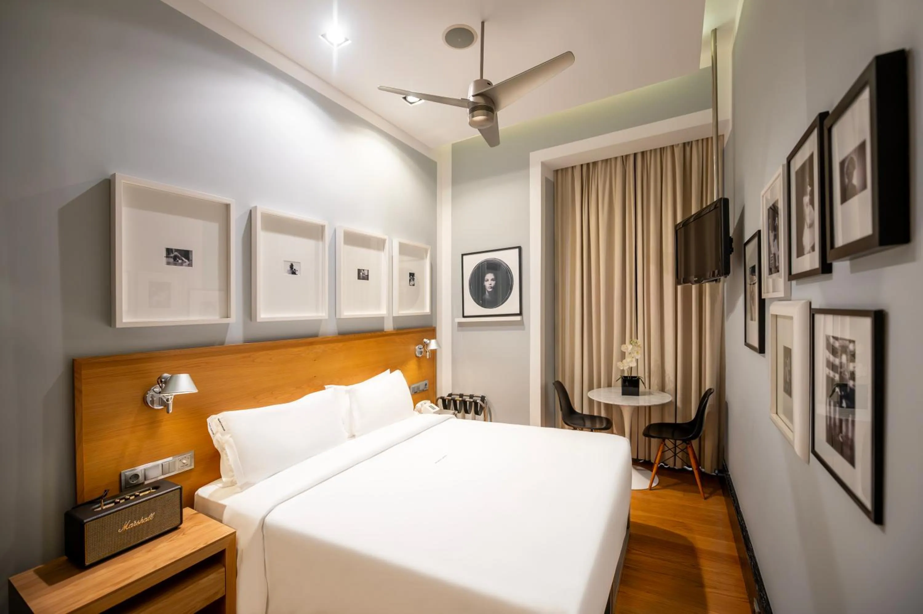 Bed in Browns Downtown Hotel