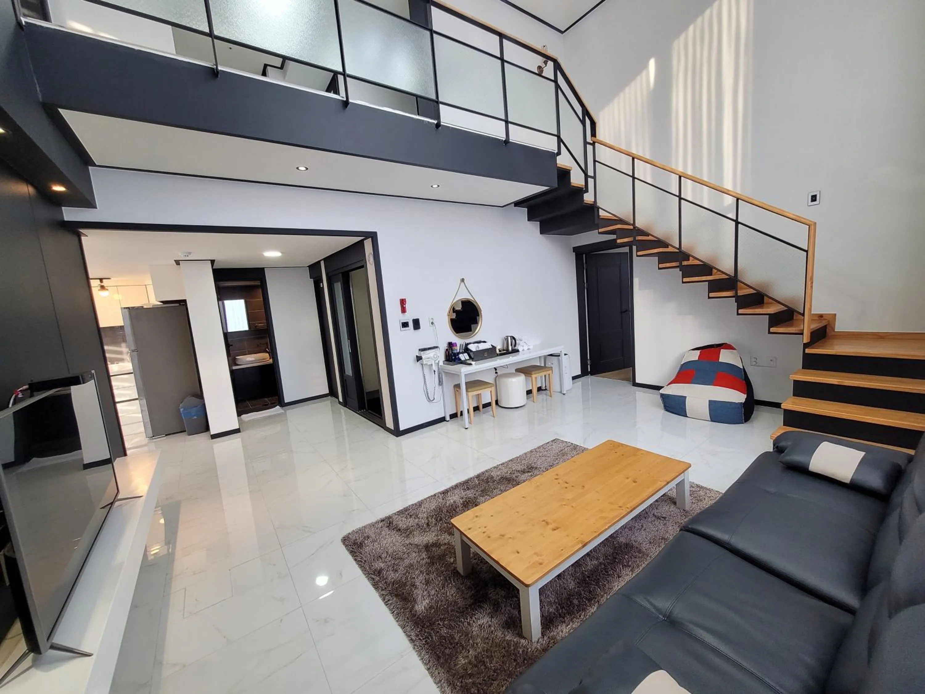 Yeosu Thestay Hostel