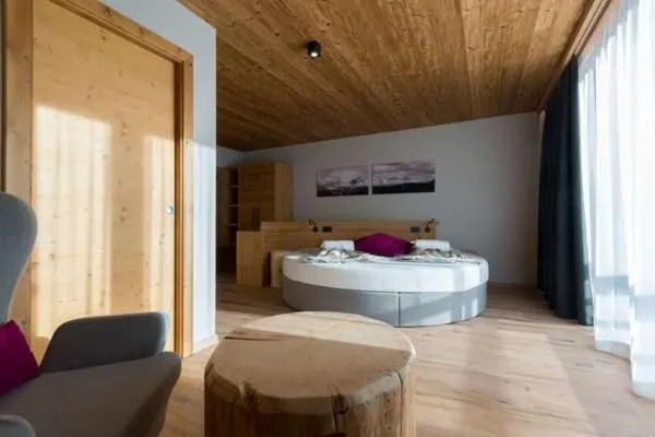 Bed in Arnica Mountain Hotel