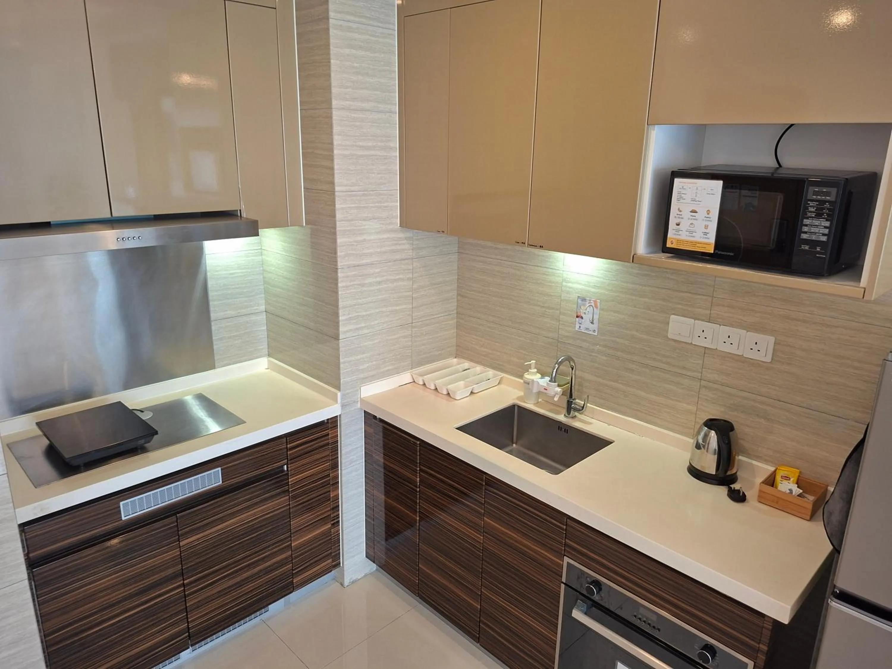 Kitchen or kitchenette in R&F Princess Cove JB By SaffronCasa JB