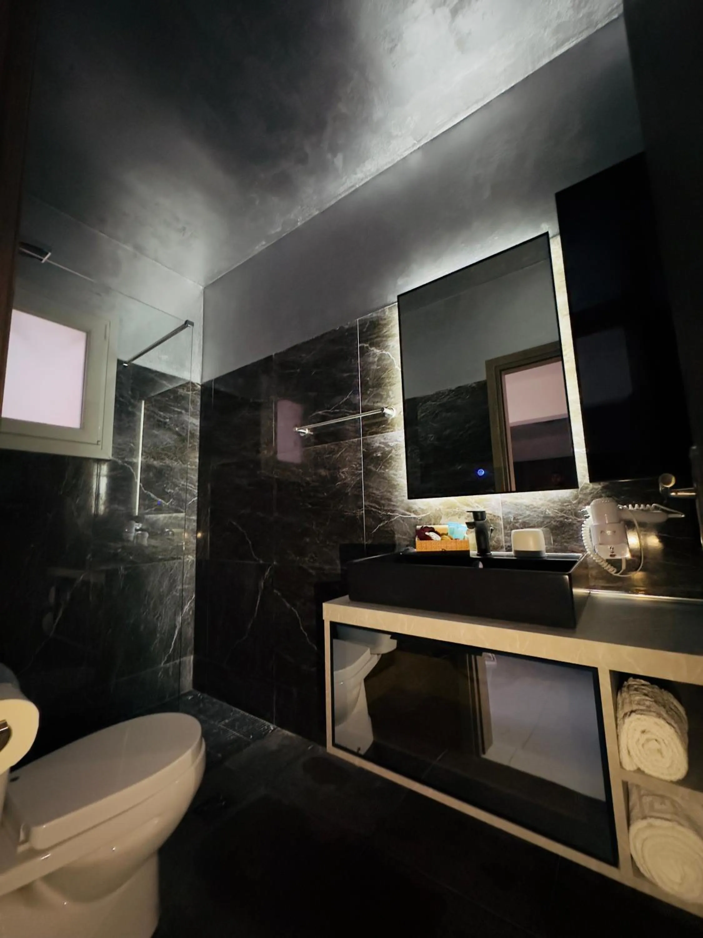 Bathroom in Nikos Apartments Corfu