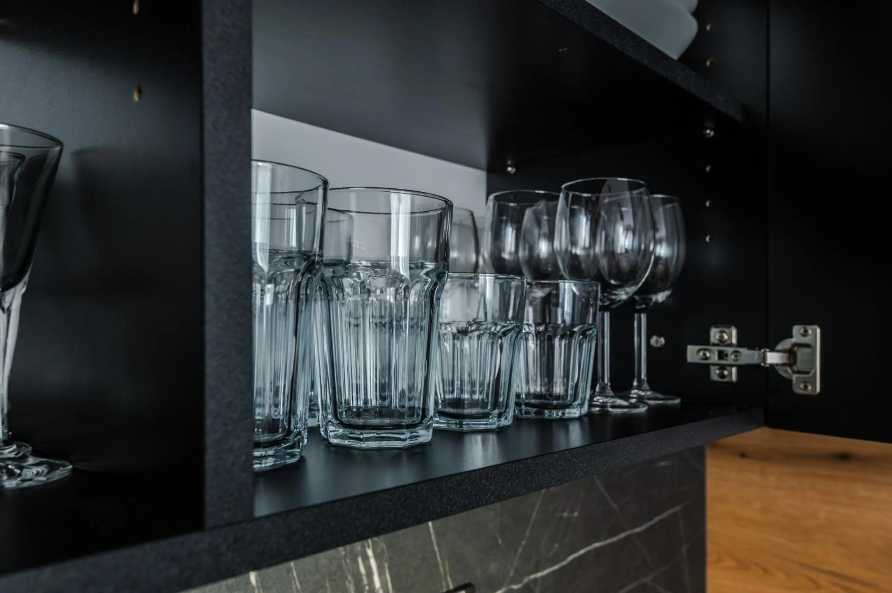 No 28 Rooms & Apartments