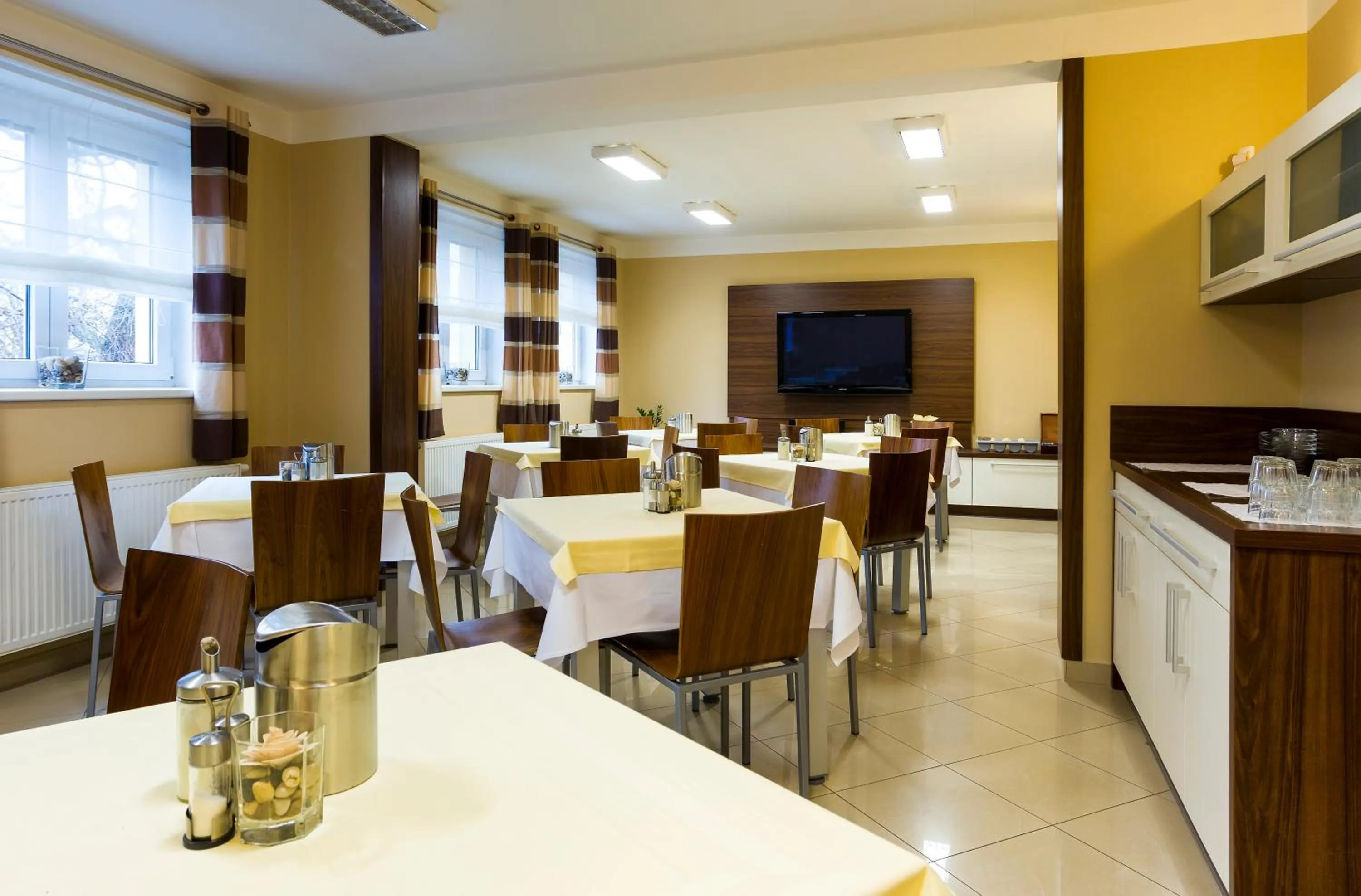 Restaurant/places to eat in Pension Bed&Breakfast