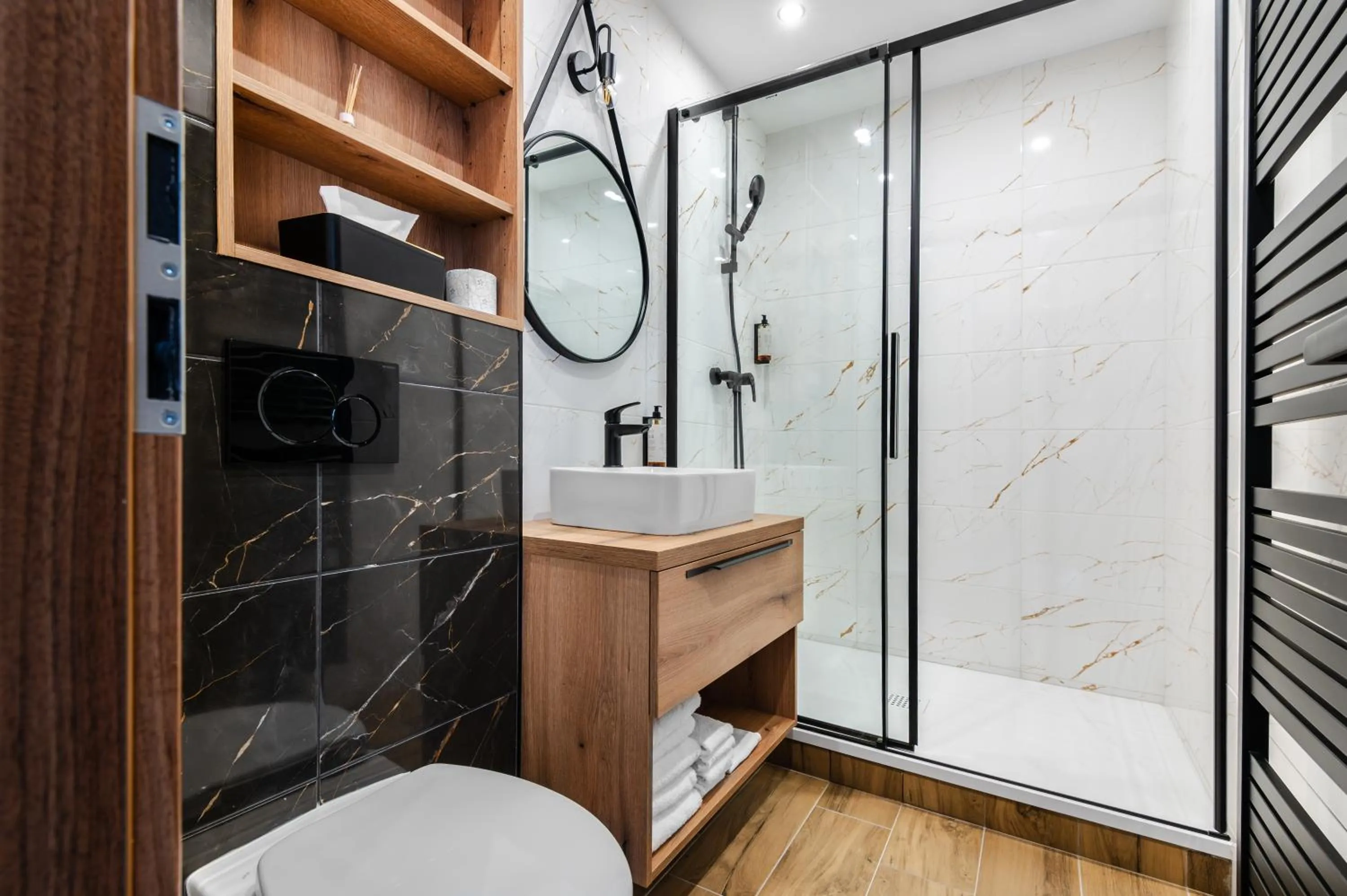 No 28 Rooms & Apartments