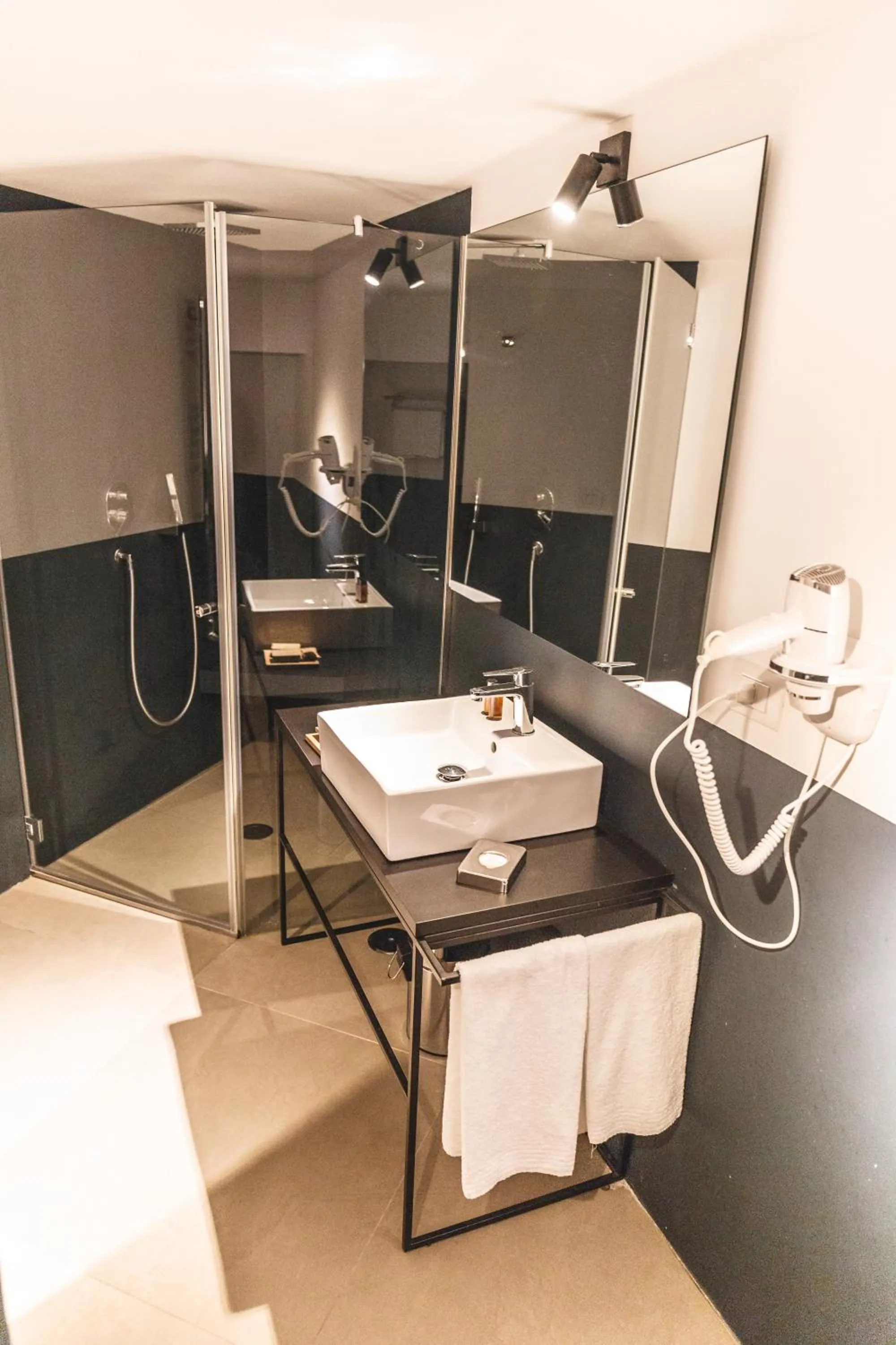 Shower in Relais Della Porta