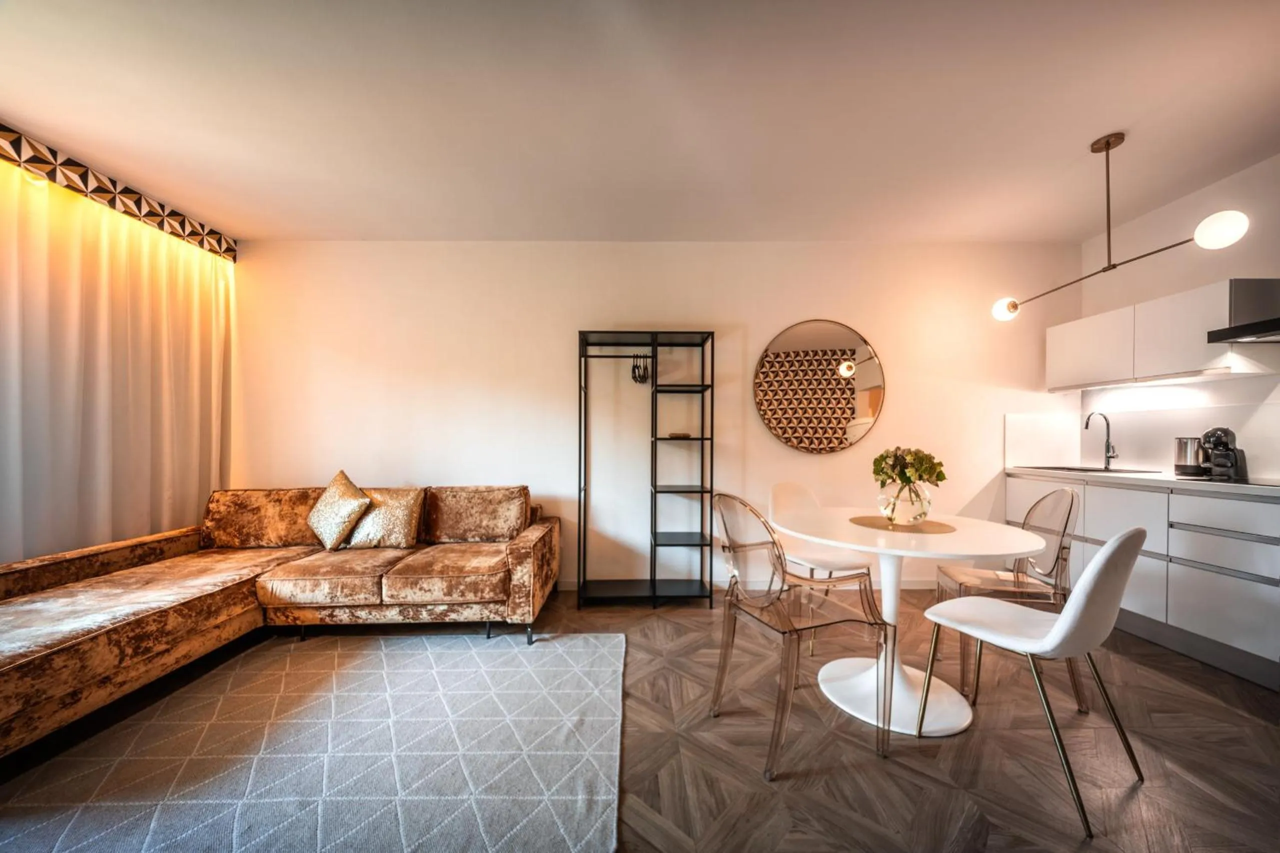 Kitchen or kitchenette in goldfinger + suites