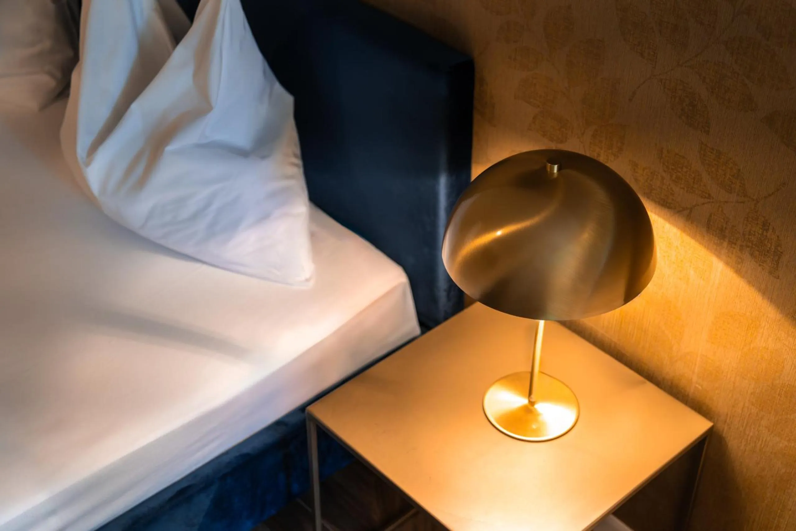 Bed in goldfinger + suites