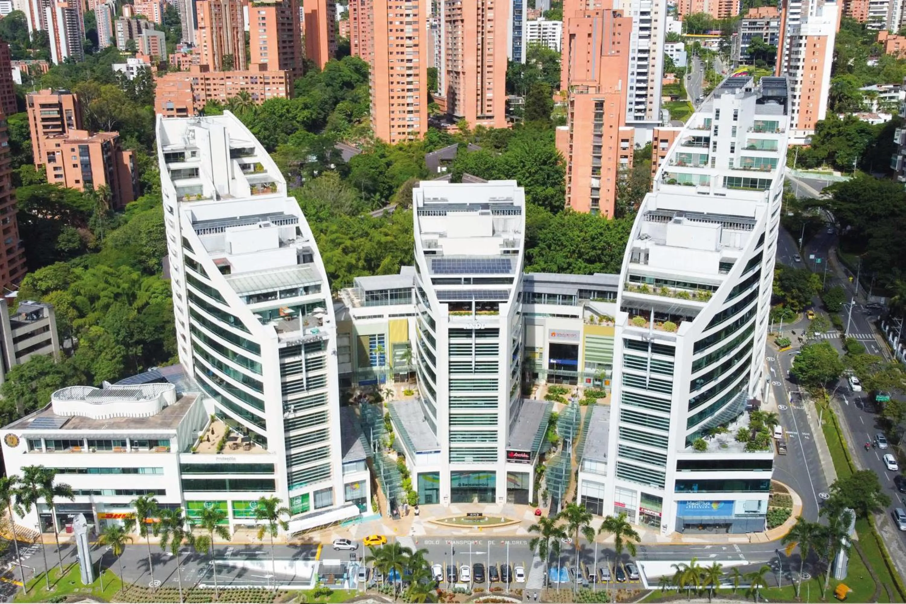 Property building in Hotel San Fernando Plaza