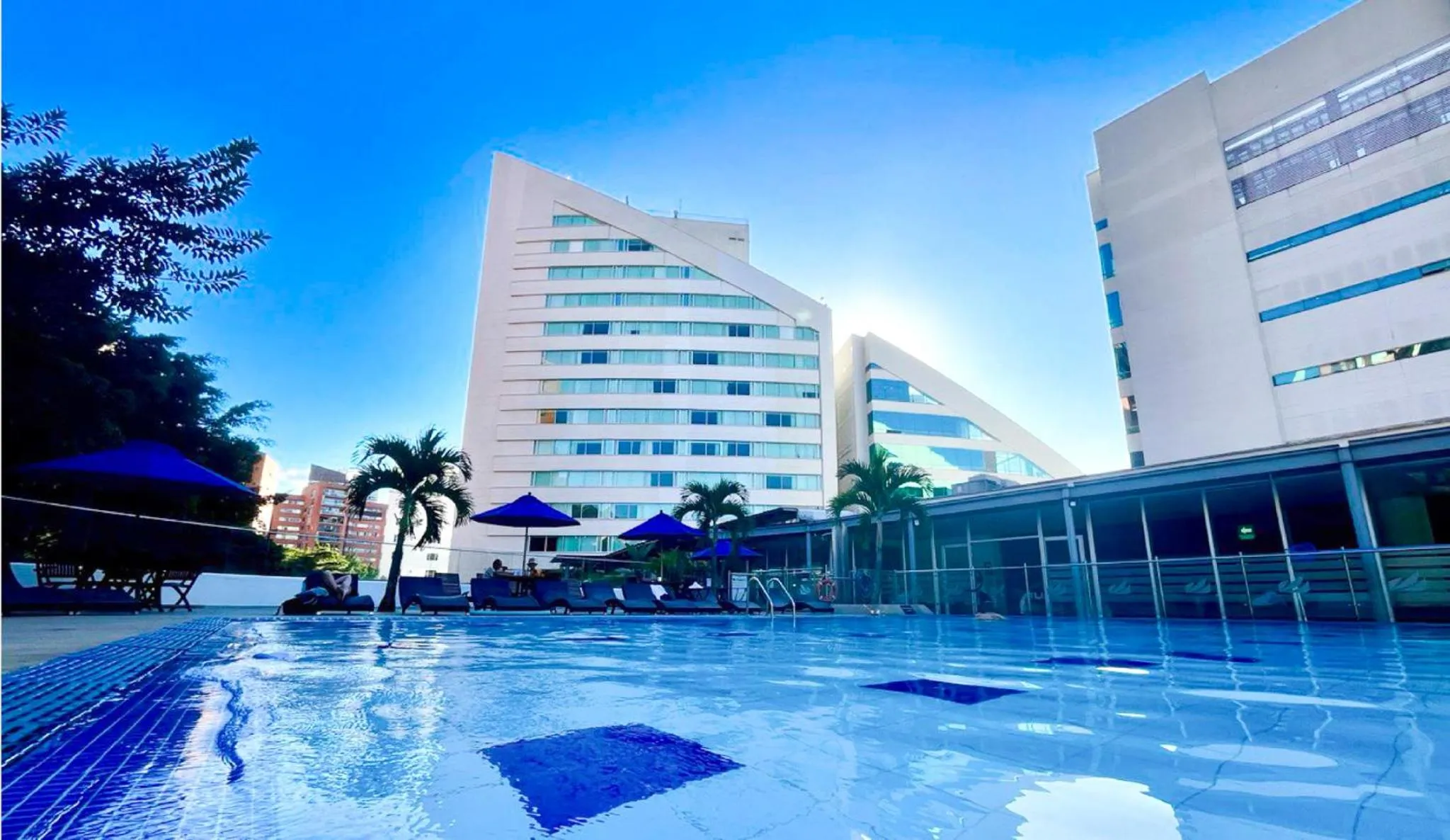 Swimming pool in Hotel San Fernando Plaza