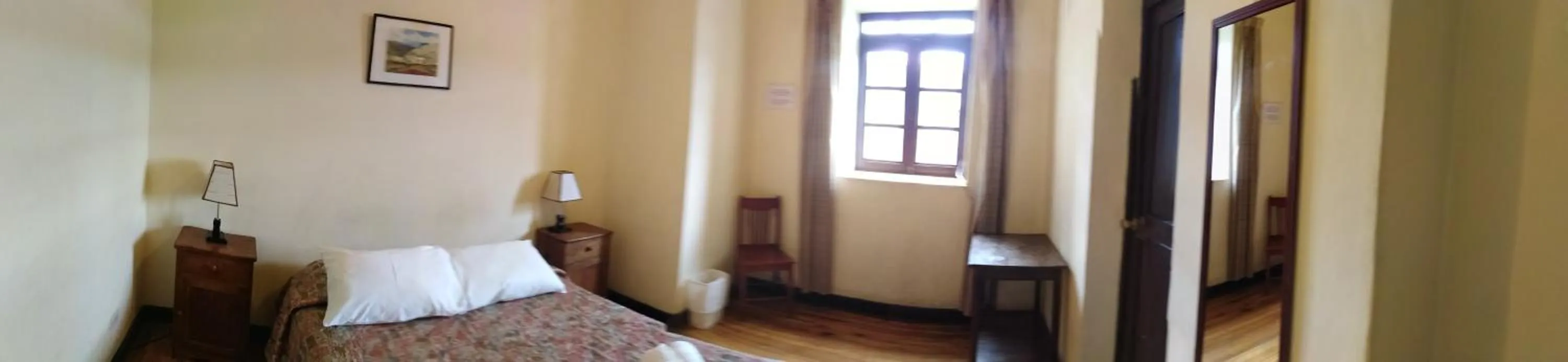 Bed in El Tuco Hotel