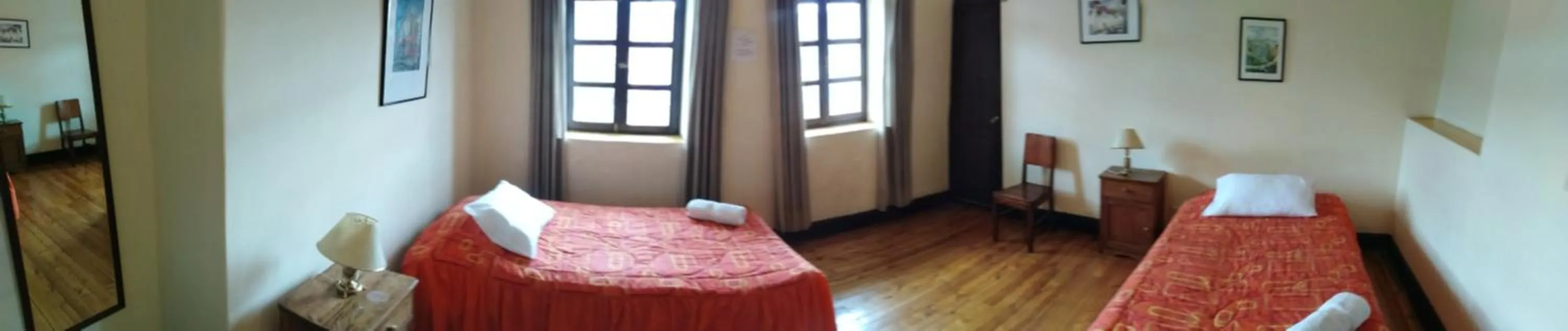 Bed in El Tuco Hotel