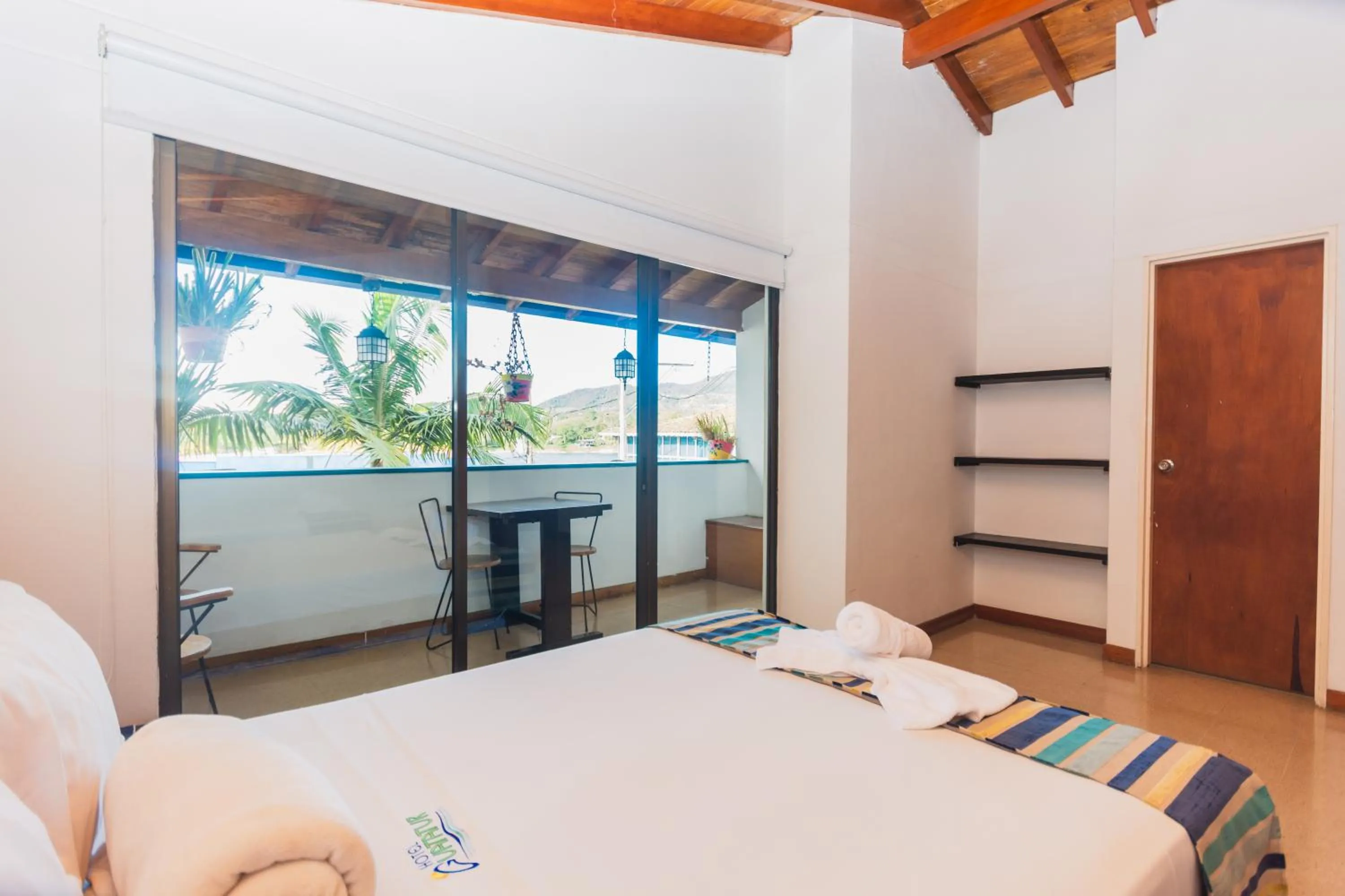 Bedroom, Bed in Hotel Guatatur