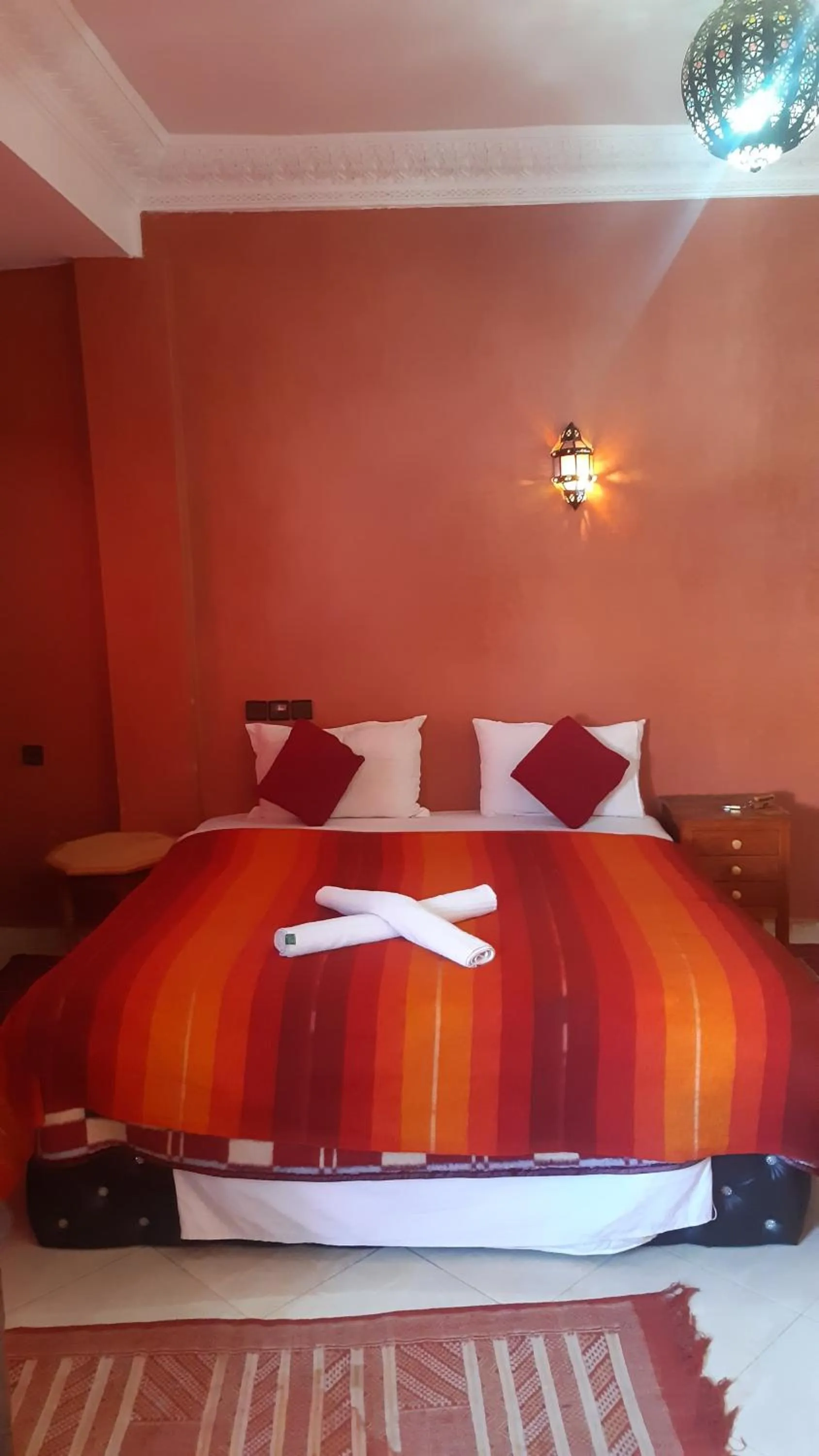 Bed in Hôtel Restaurant Dar Al Madina