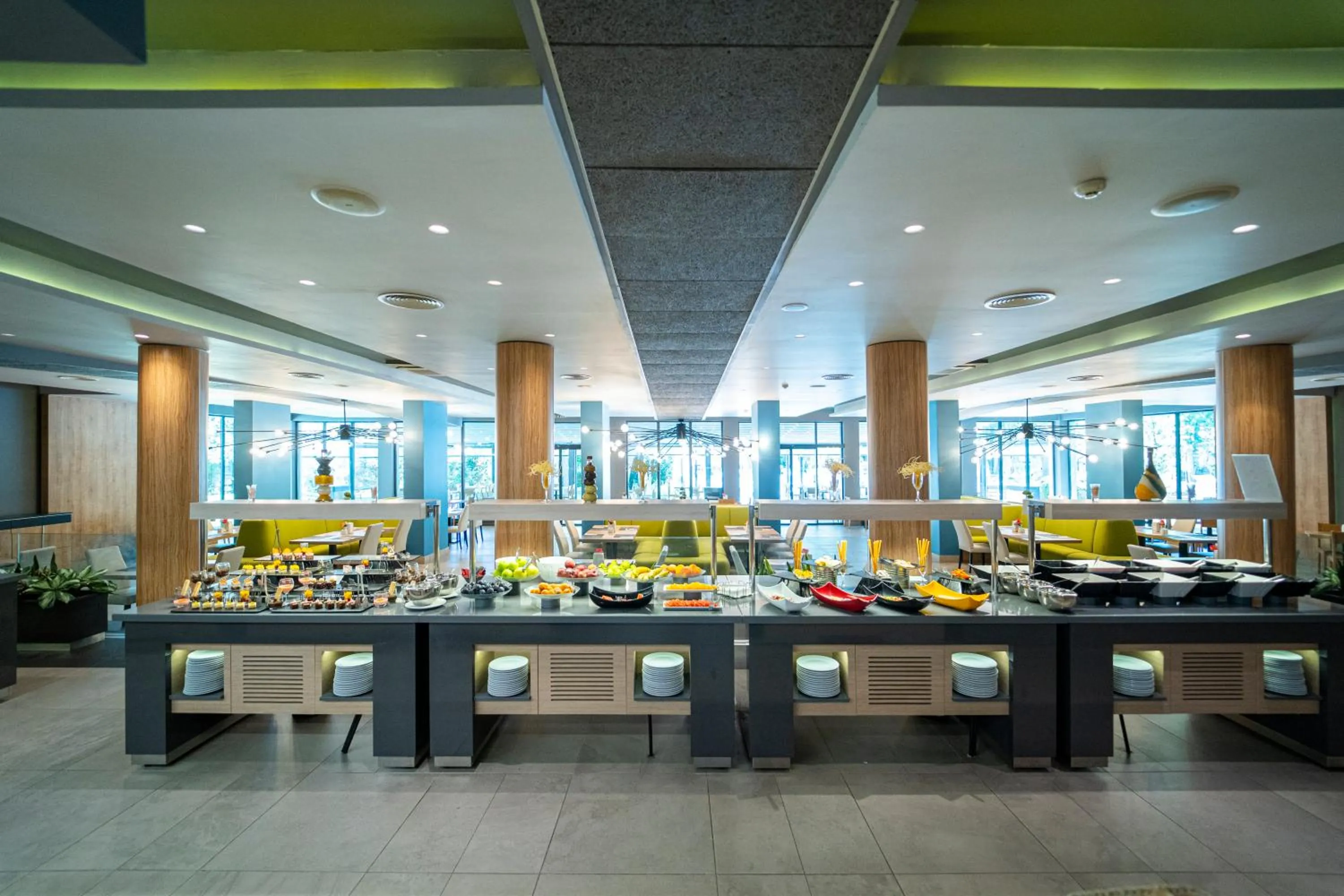 Restaurant/places to eat in HVD Club Bor Ultra All Inclusive - Private Beach & Free parking